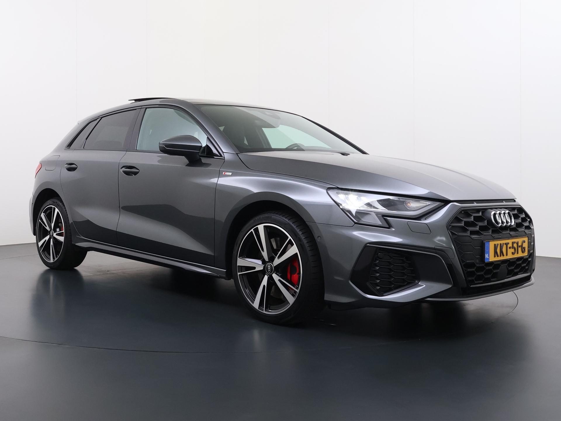 Foto van Audi A3 45 TFSIe