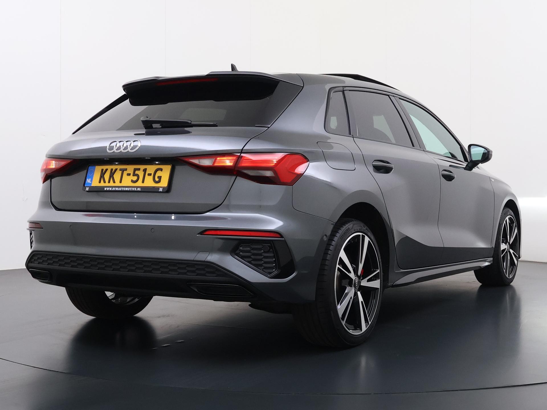 Foto van Audi A3 45 TFSIe