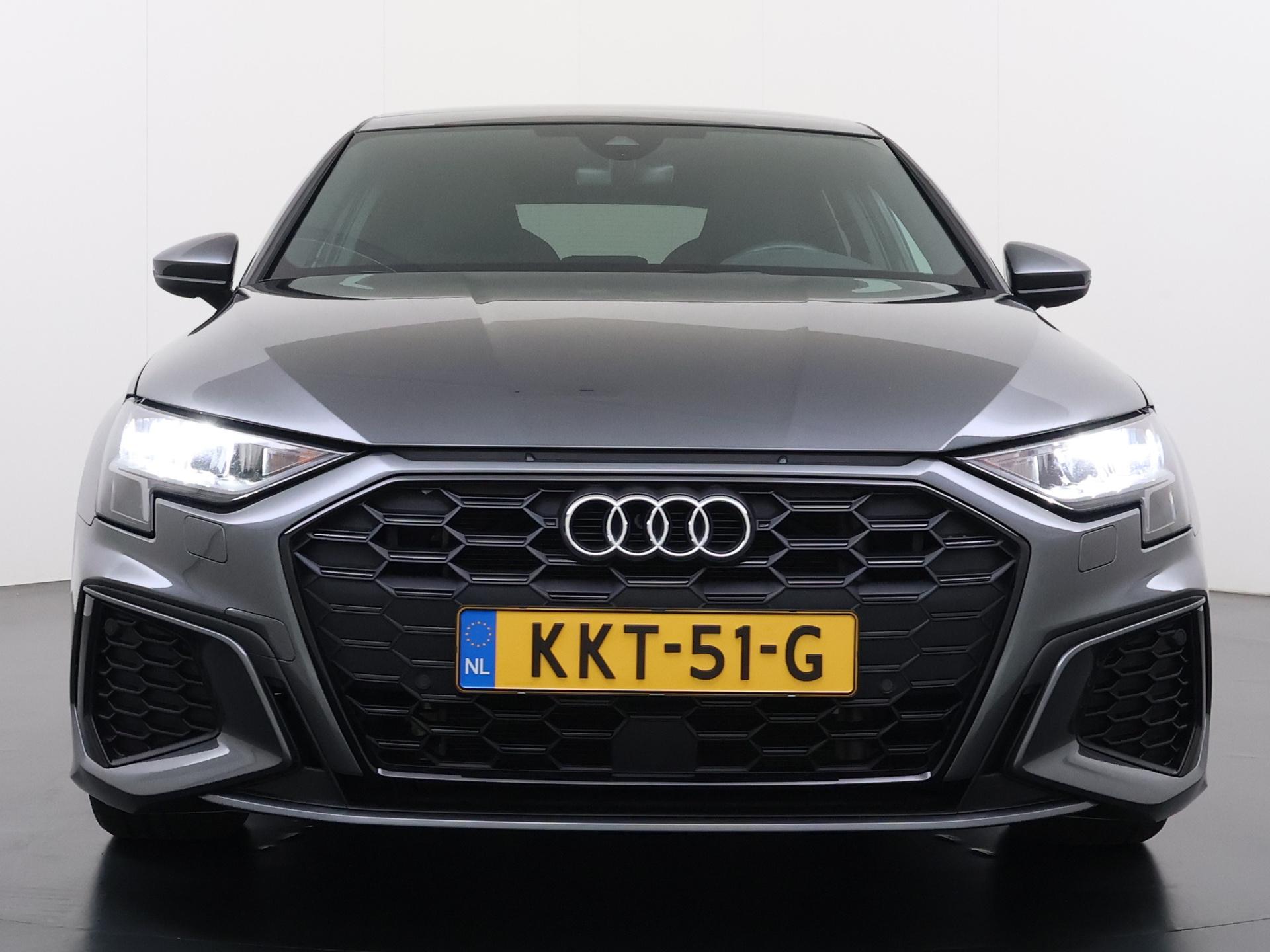 Foto van Audi A3 45 TFSIe