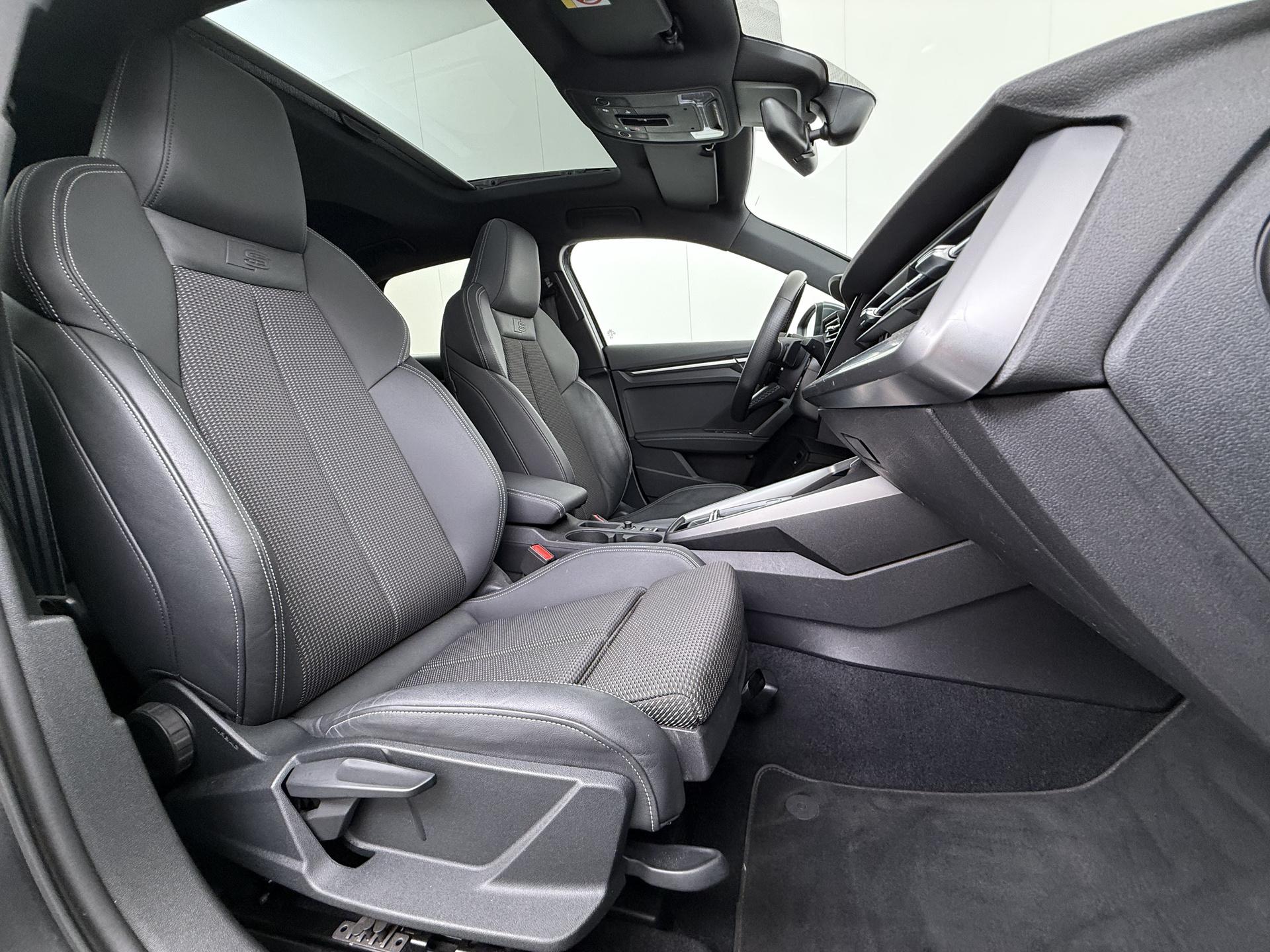 Foto van Audi A3 45 TFSIe