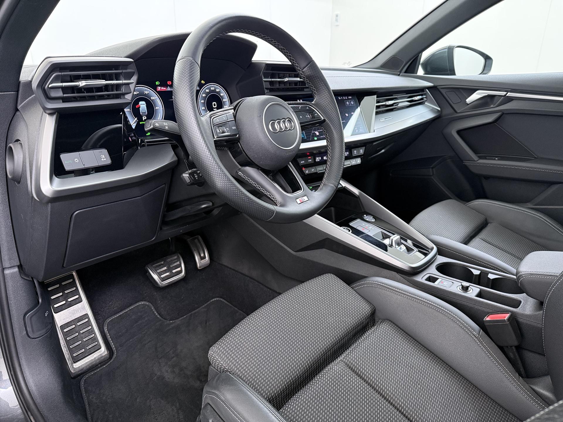 Foto van Audi A3 45 TFSIe