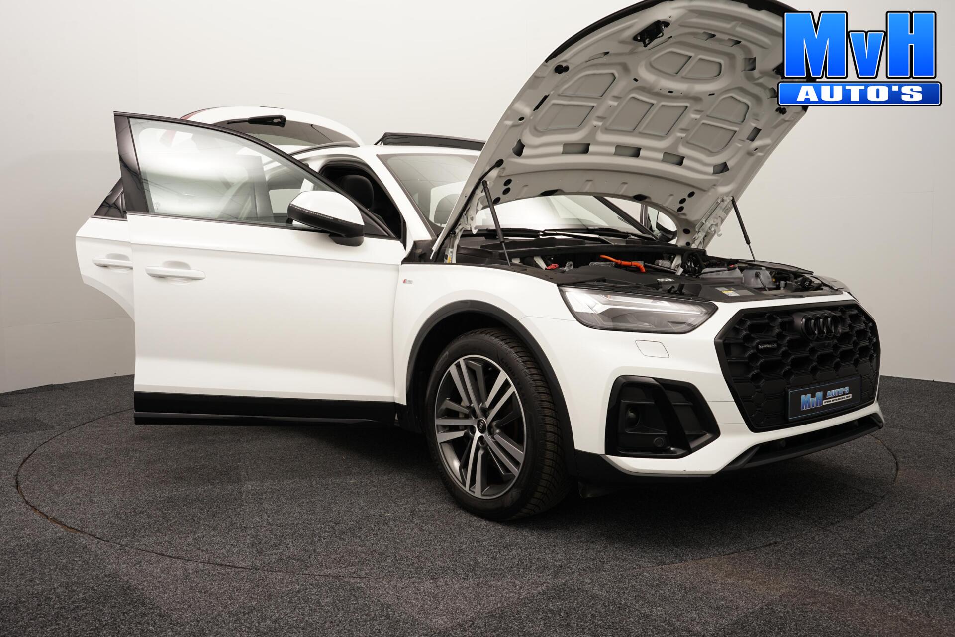 Foto van Audi Q5 55 TFSI E