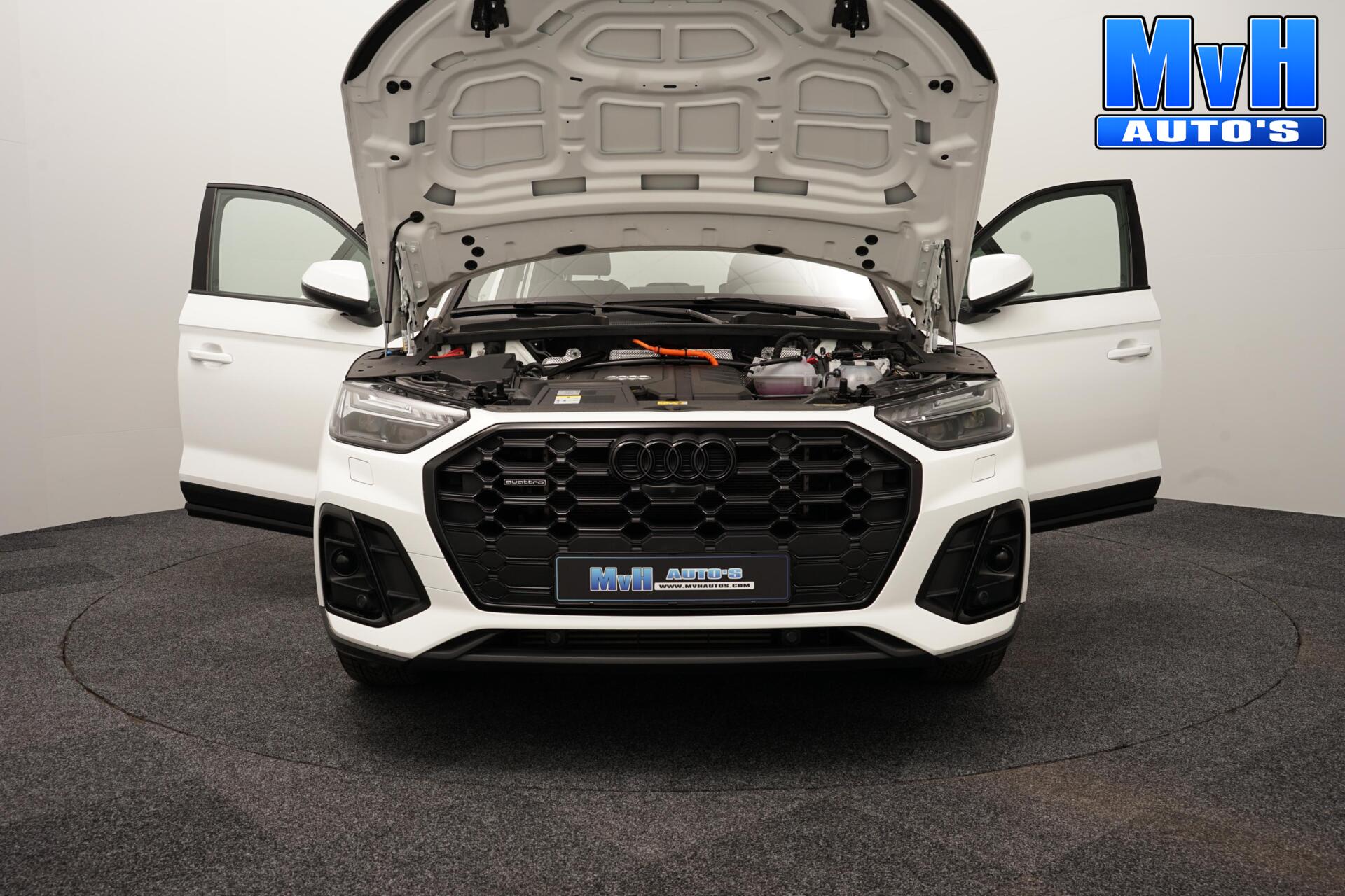 Foto van Audi Q5 55 TFSI E
