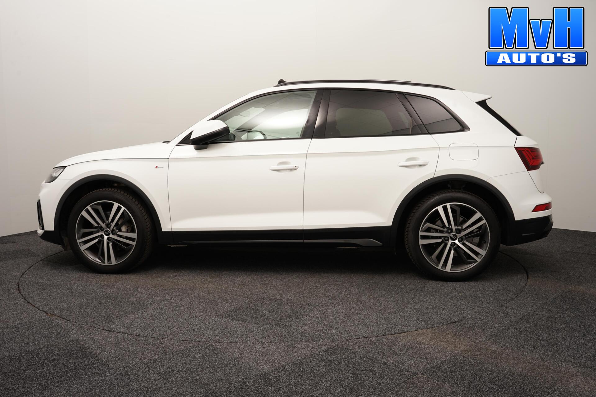 Foto van Audi Q5 55 TFSI E
