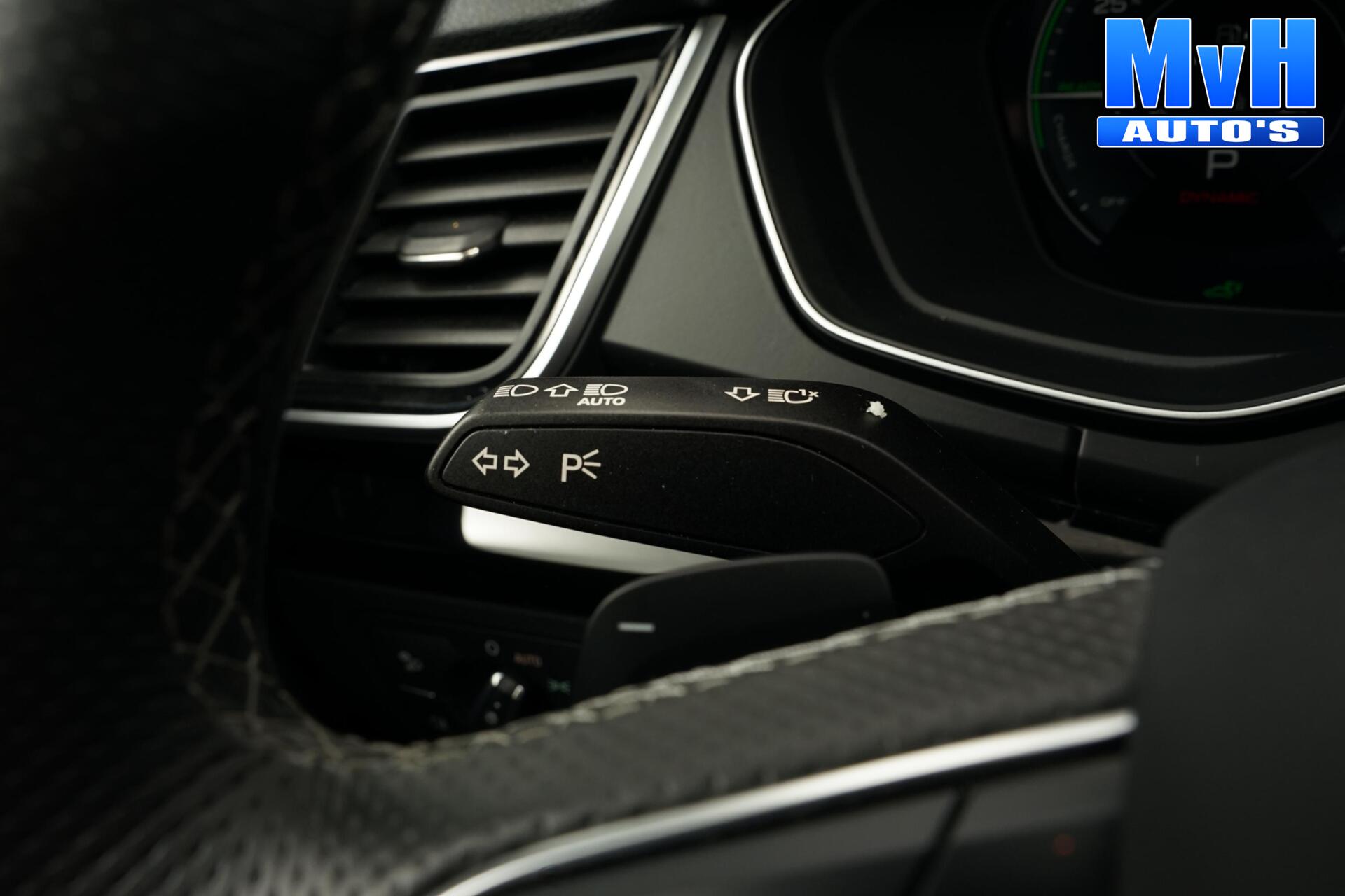 Foto van Audi Q5 55 TFSI E