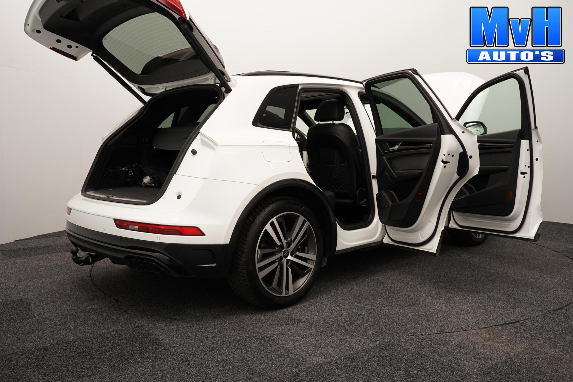 Foto van Audi Q5 55 TFSI E