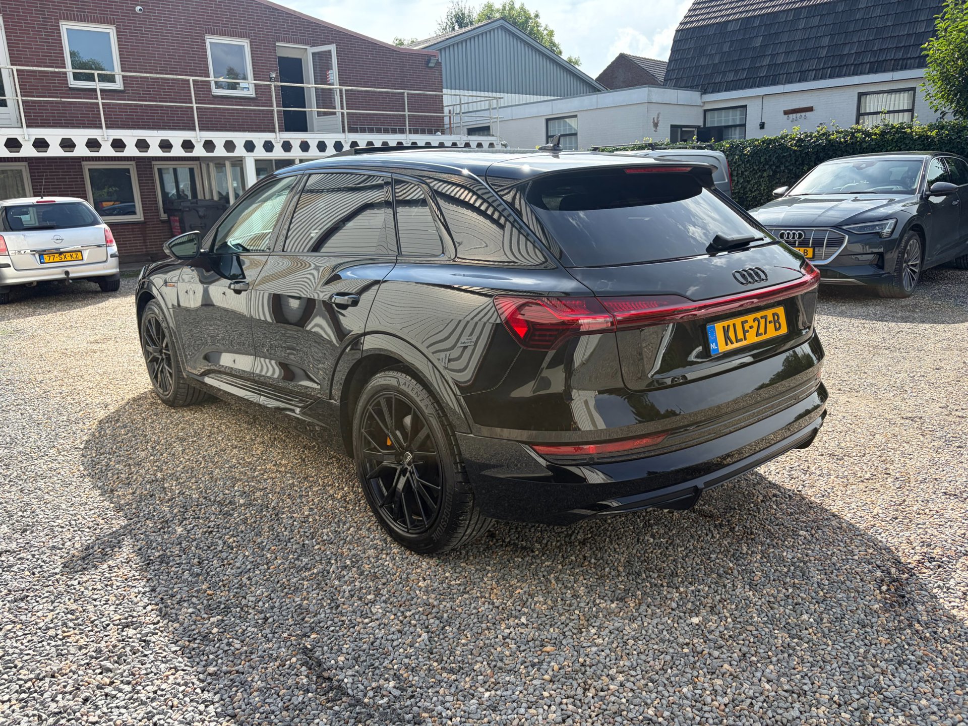 Foto van Audi E-tron 55