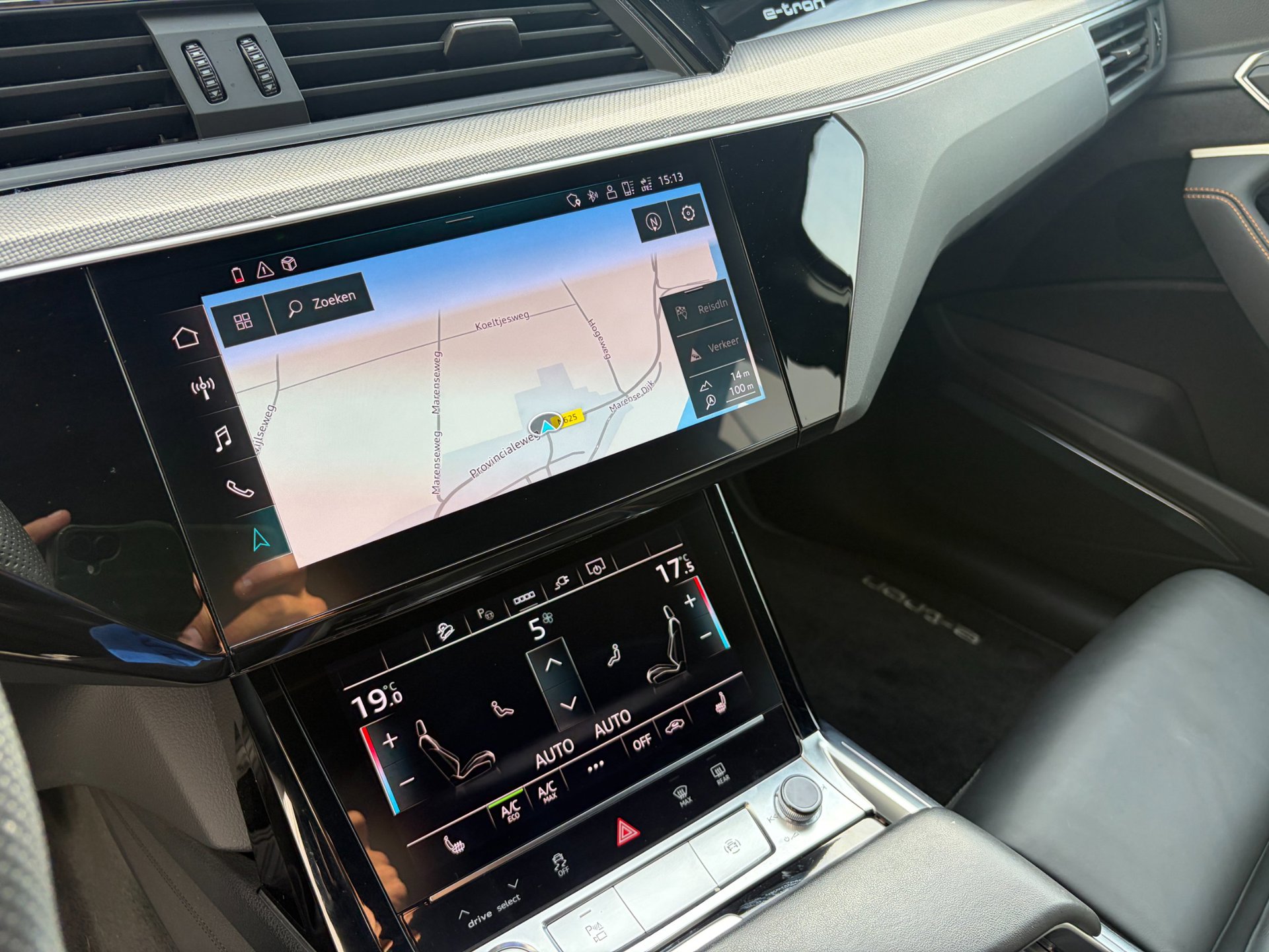 Foto van Audi E-tron 55