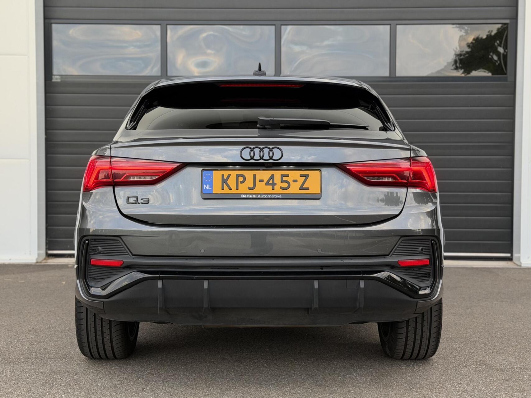 Foto van Audi Q3 Sportback E-tron
