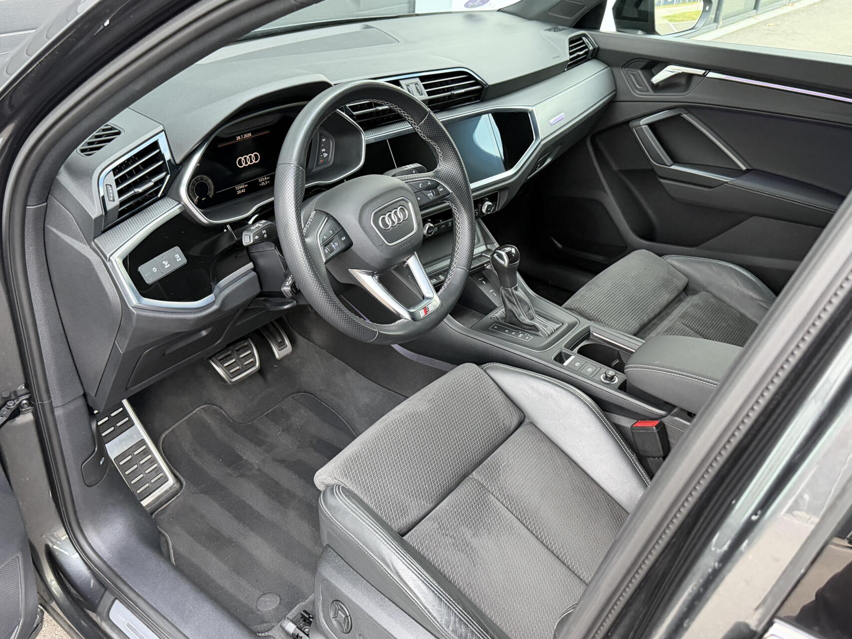 Foto van Audi Q3 Sportback E-tron
