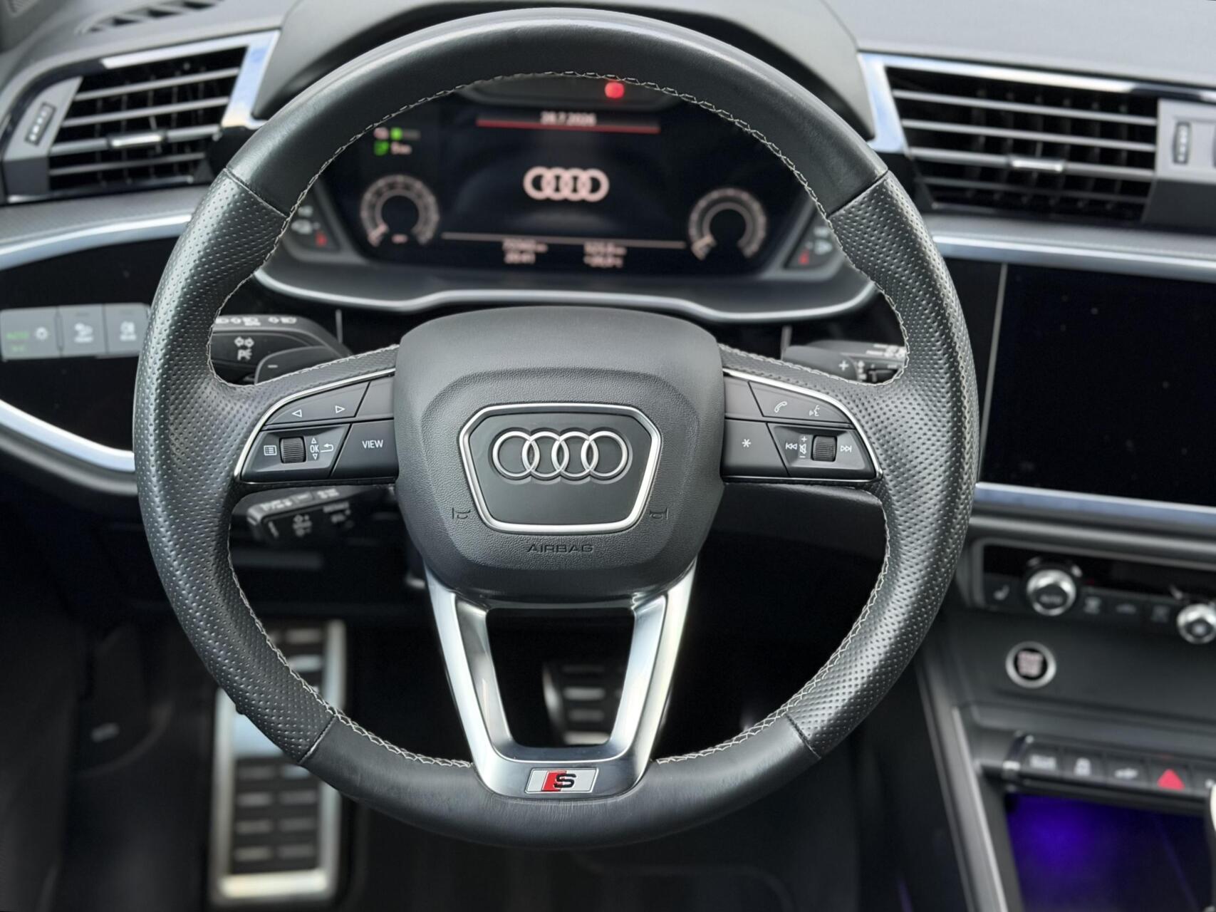 Foto van Audi Q3 Sportback E-tron