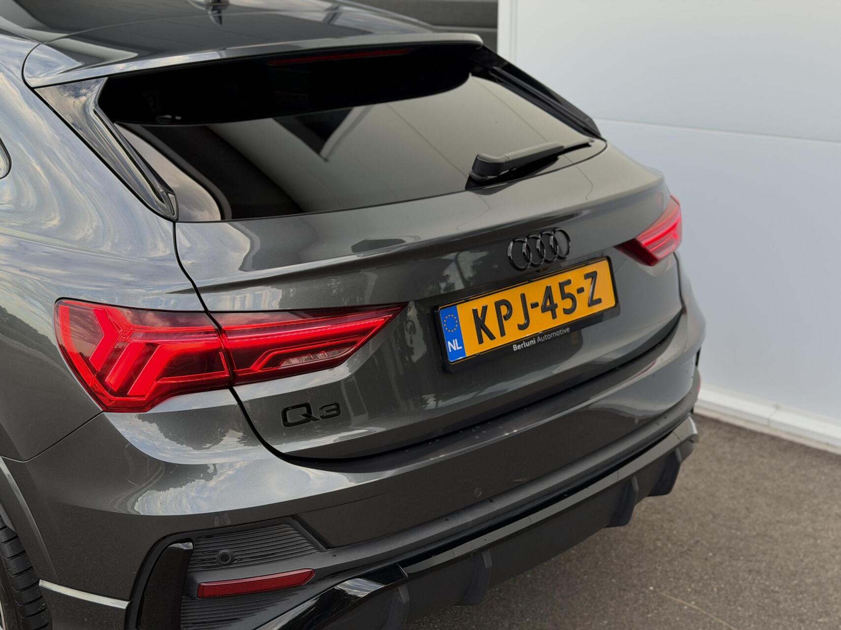 Foto van Audi Q3 Sportback E-tron