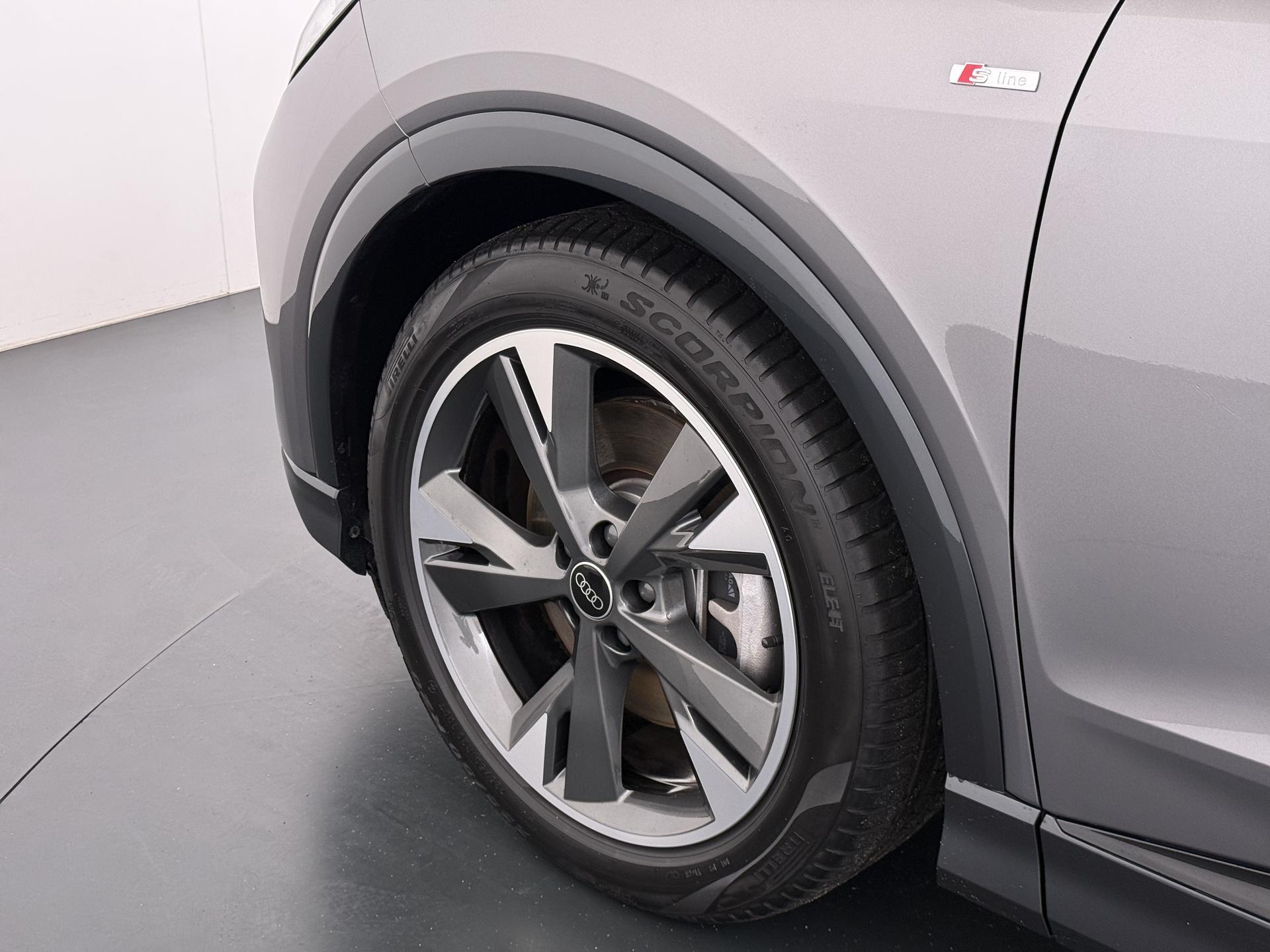 Foto van Audi Q4 Sportback E-tron