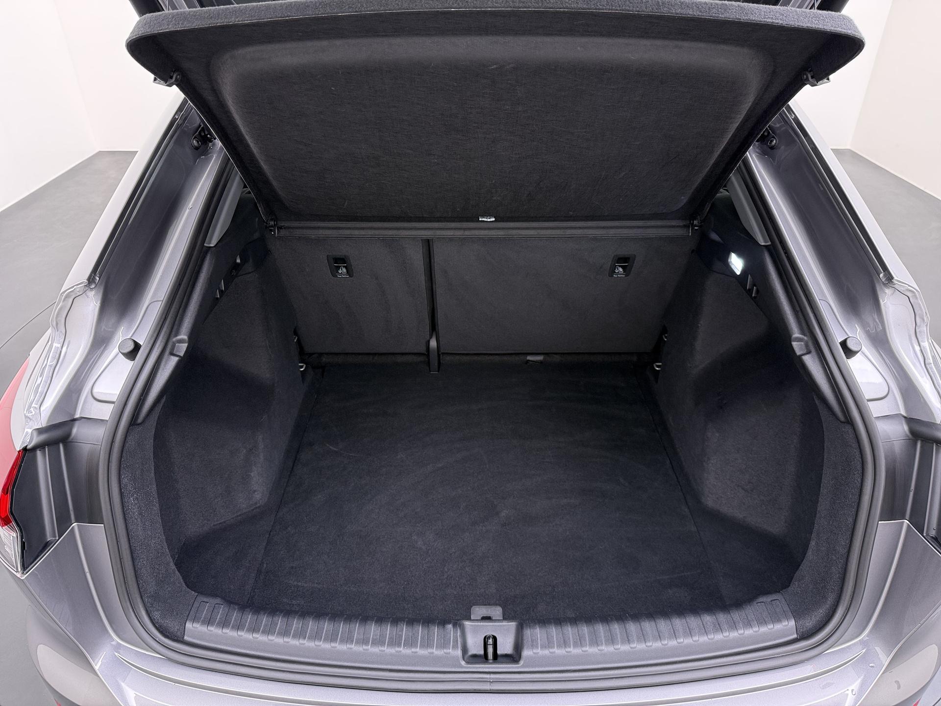 Foto van Audi Q4 Sportback E-tron