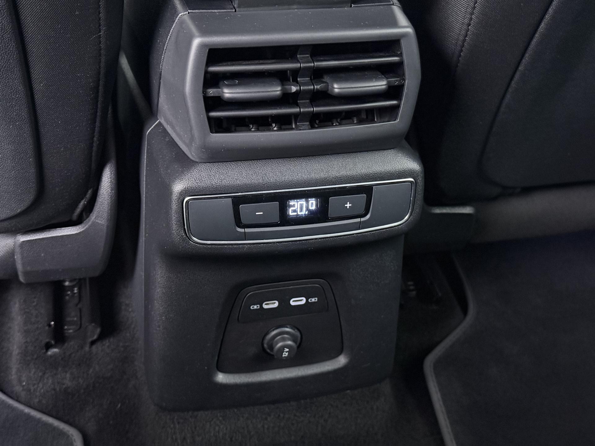 Foto van Audi Q4 Sportback E-tron