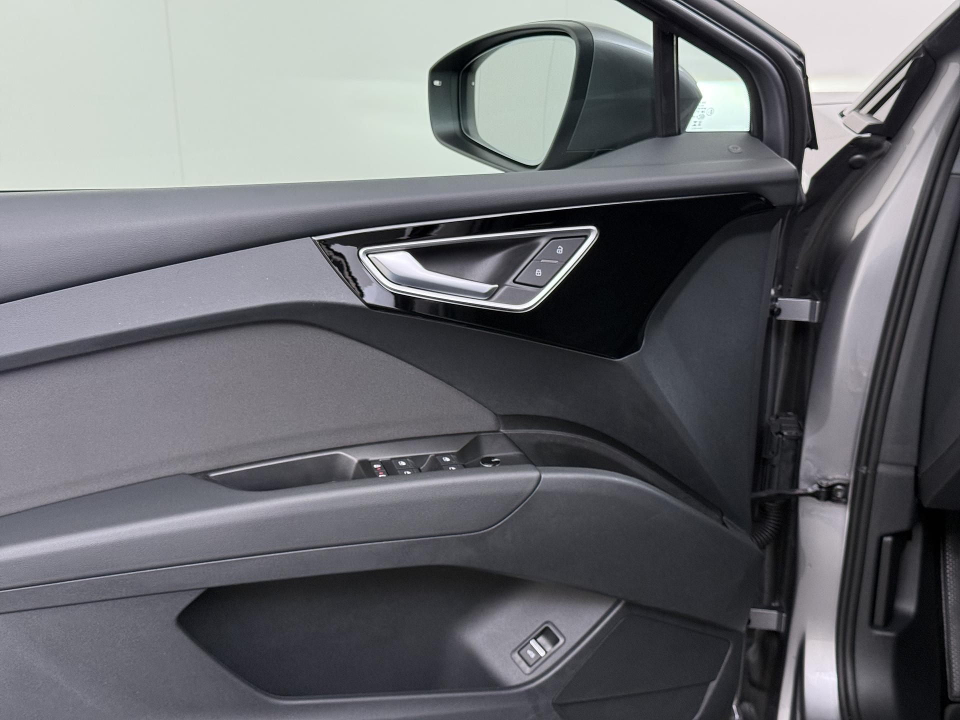 Foto van Audi Q4 Sportback E-tron