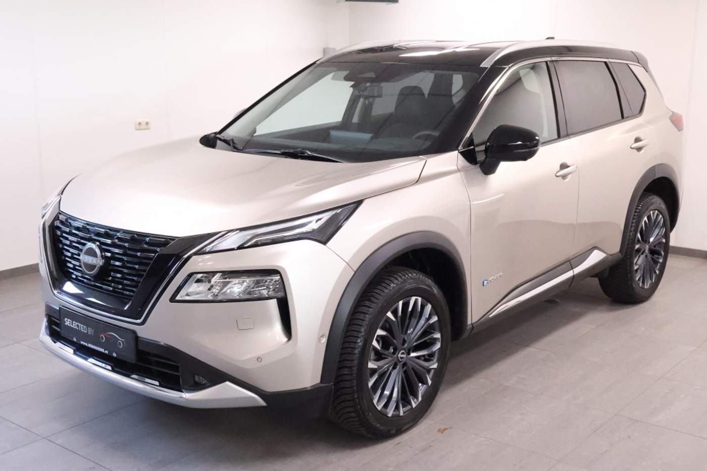 Nissan X-trail 1.5 e-4ORCE Tekna 4WD | Two-Tone 2025 - voorkant