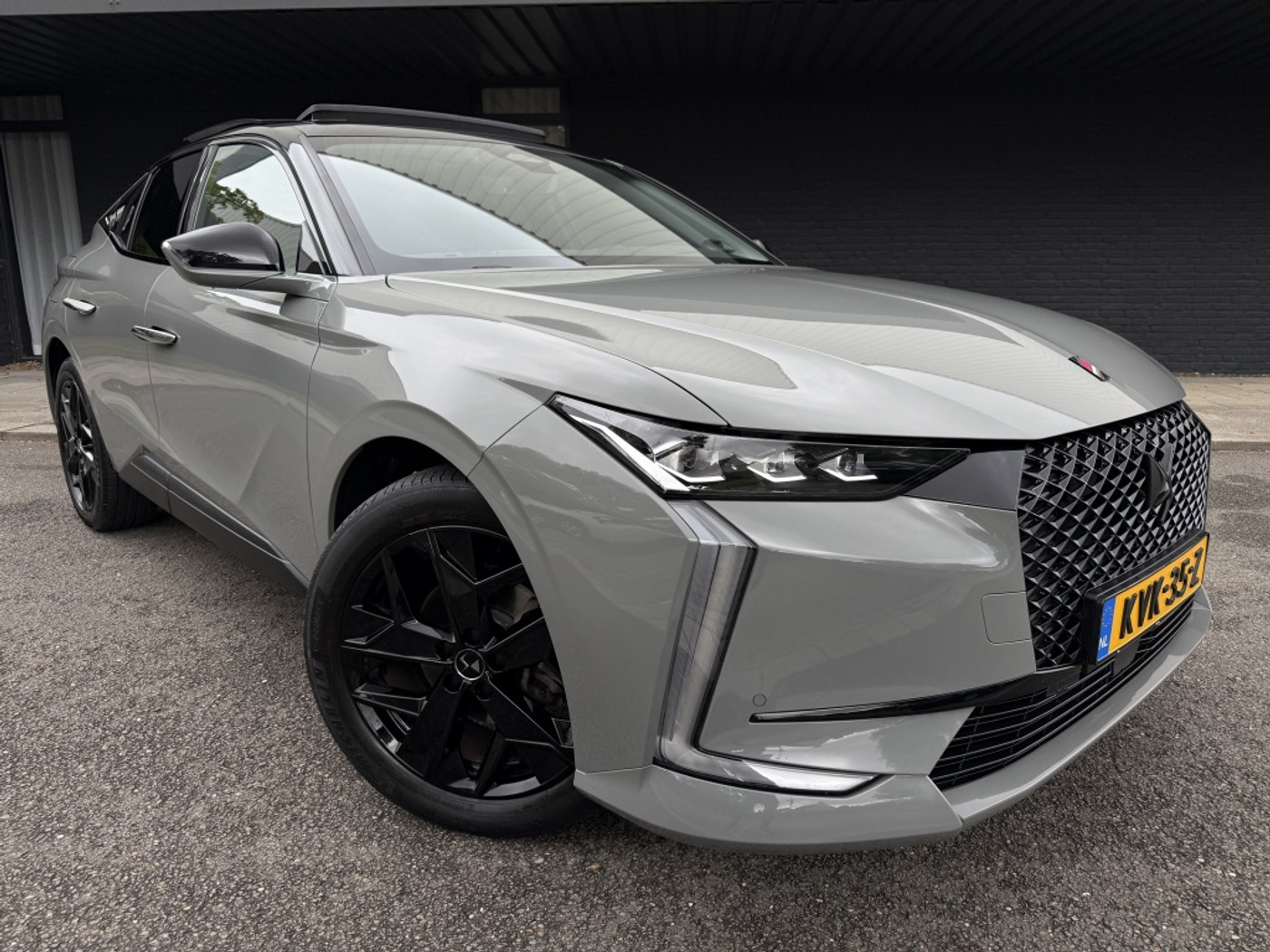 DS Ds4 1.2 PT Performance Line+ 2023 - voorkant