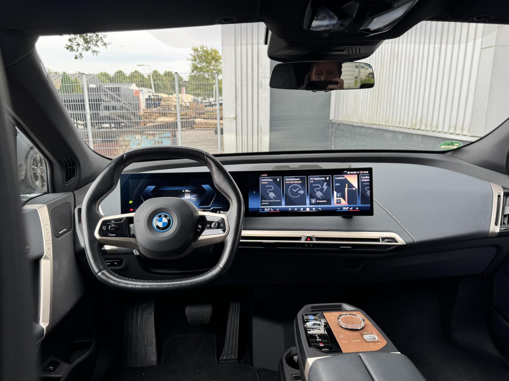 Foto van BMW Ix