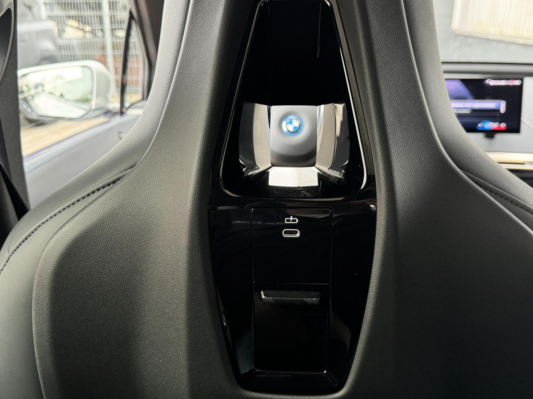 Foto van BMW Ix