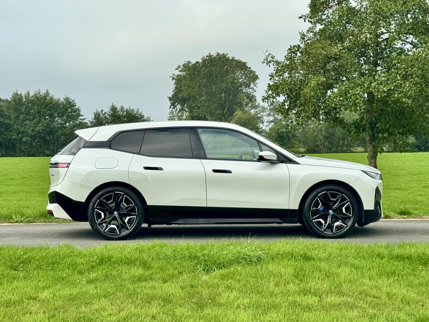 Foto van BMW Ix