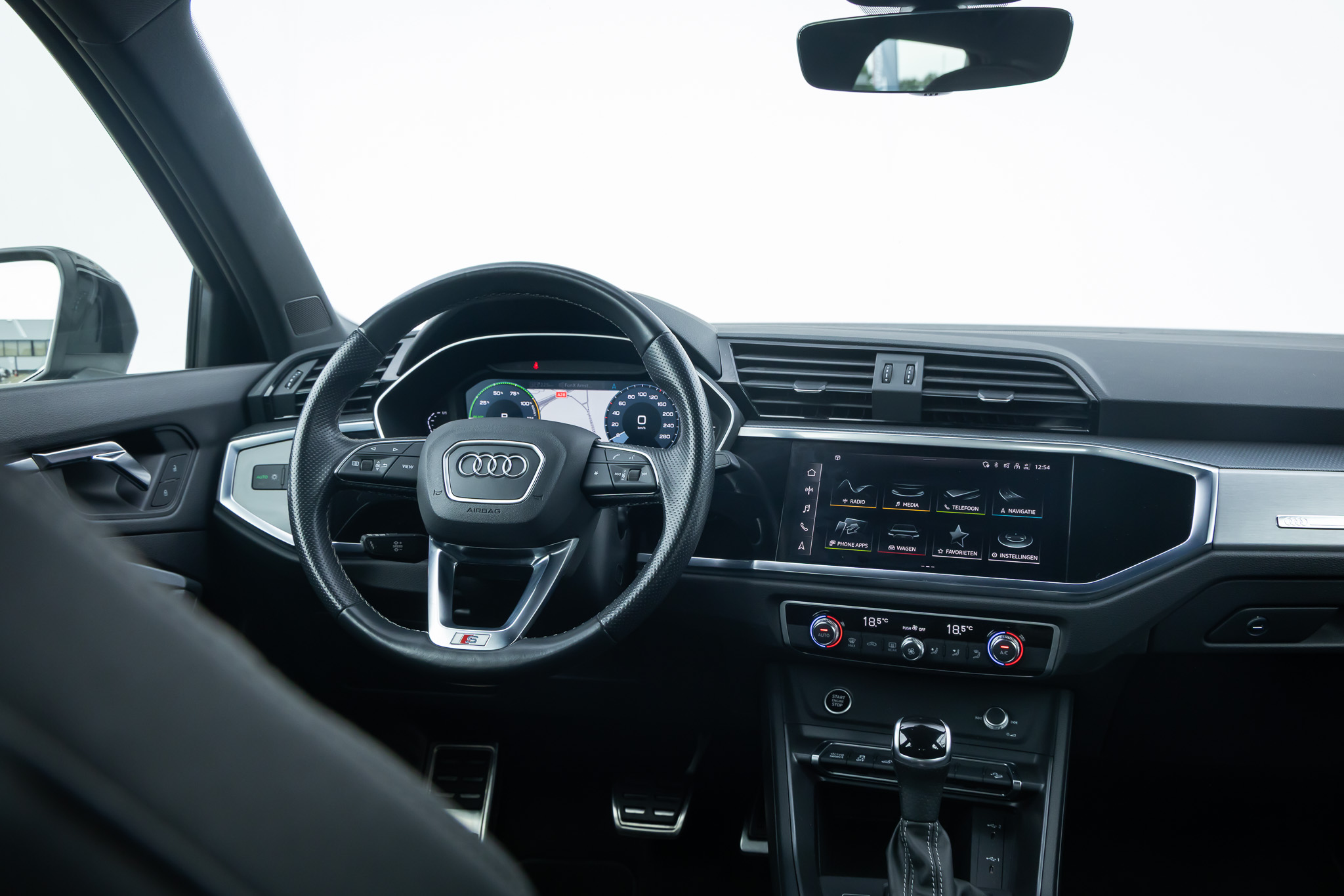 Foto van Audi Q3 E-tron