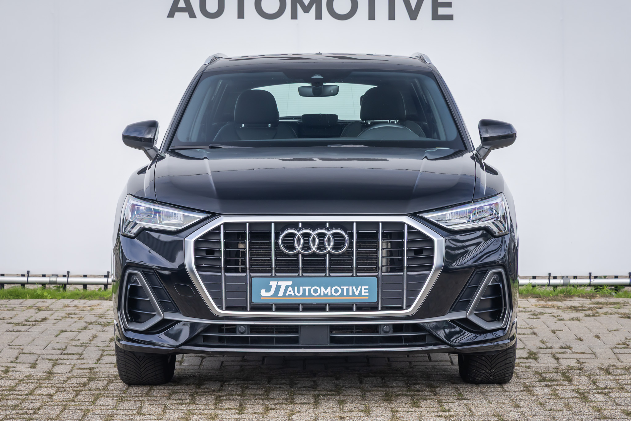 Foto van Audi Q3 E-tron