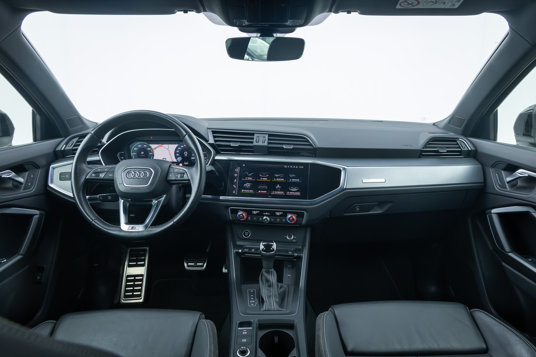 Foto van Audi Q3 E-tron