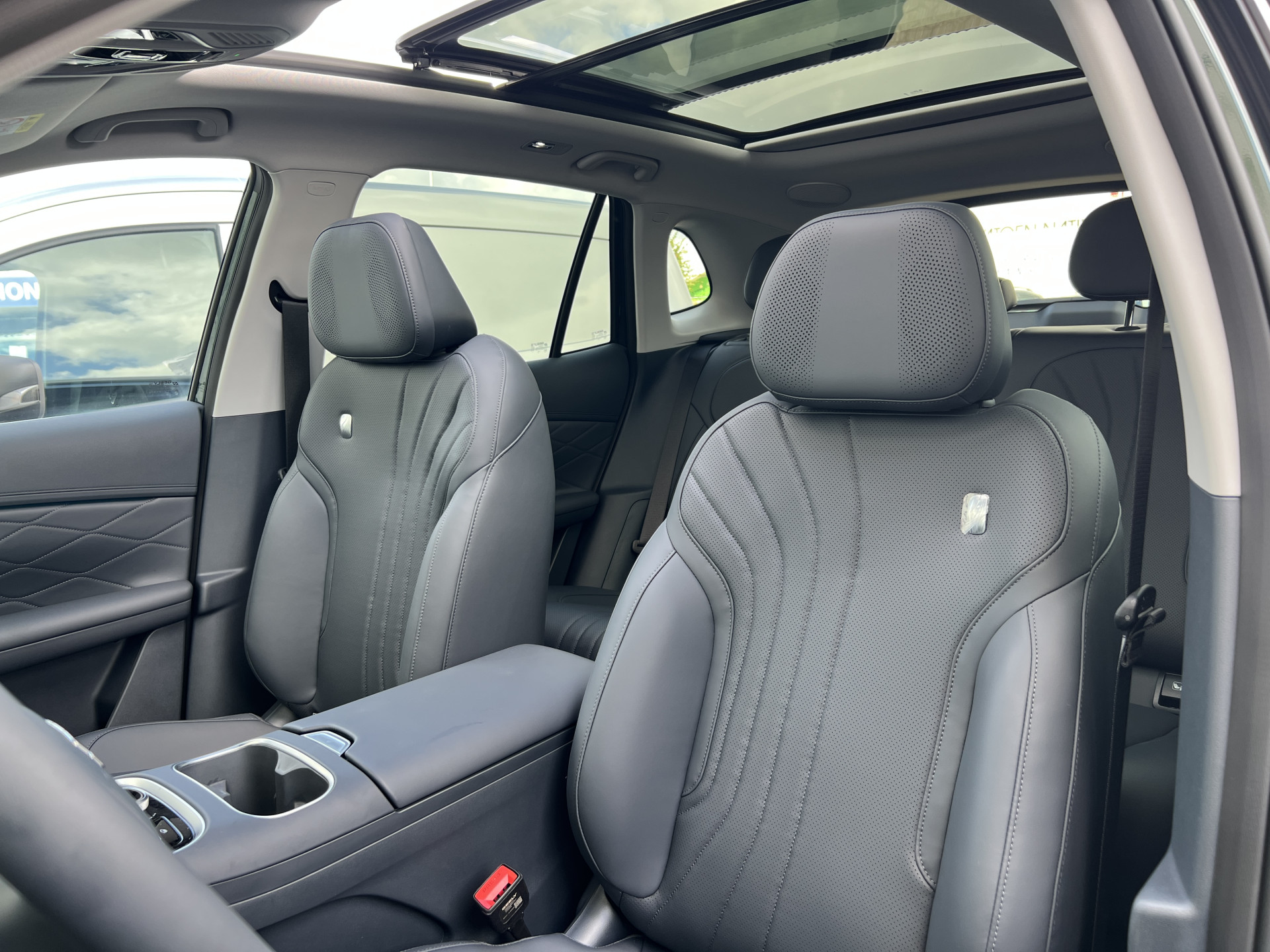Foto van Geely Starray Em-i