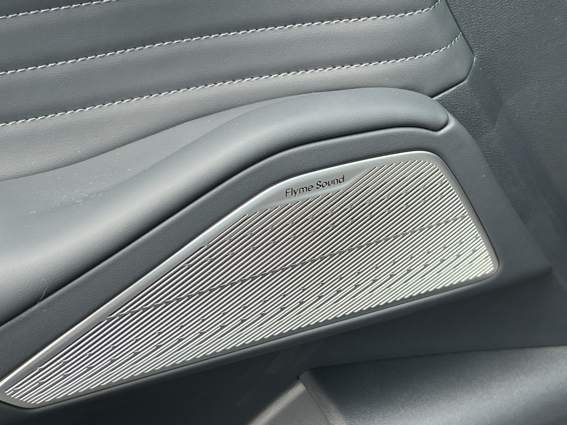 Foto van Geely Starray Em-i
