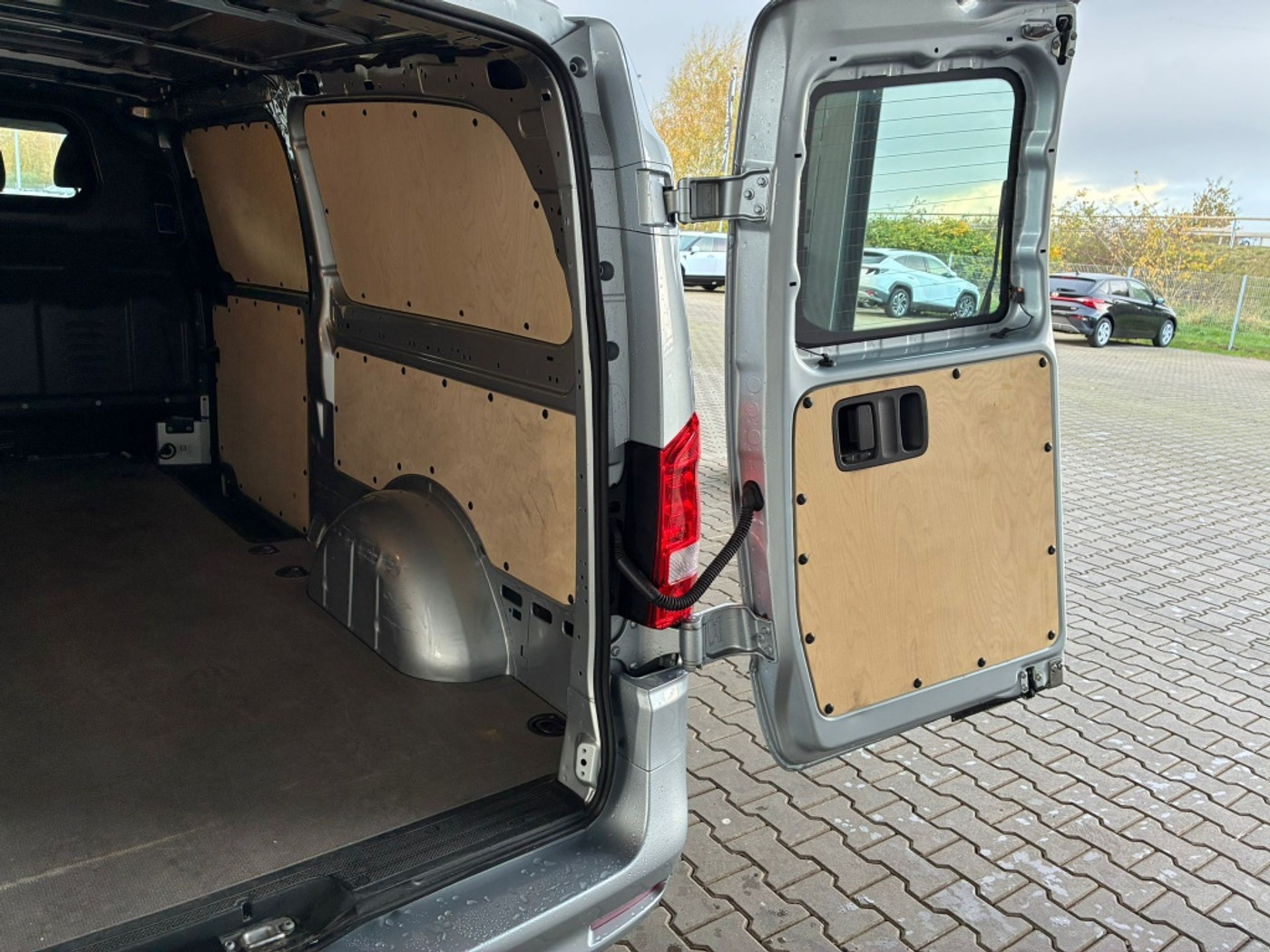 Foto van Mercedes-Benz Vito Gesloten Bestelwagen