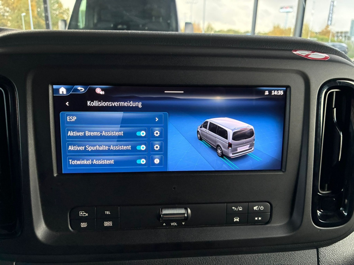 Foto van Mercedes-Benz Vito Gesloten Bestelwagen