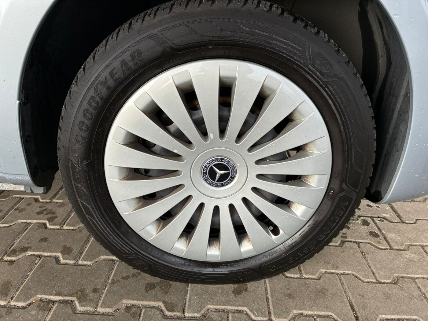 Foto van Mercedes-Benz Vito Gesloten Bestelwagen