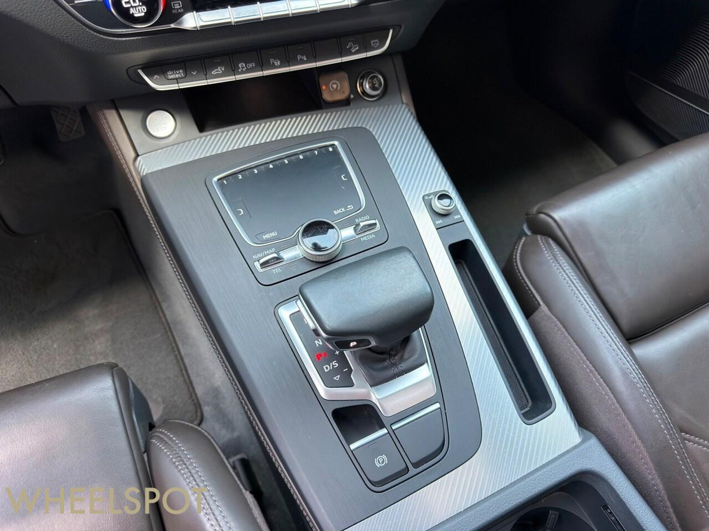Foto van Audi Q5 55 TFSI E