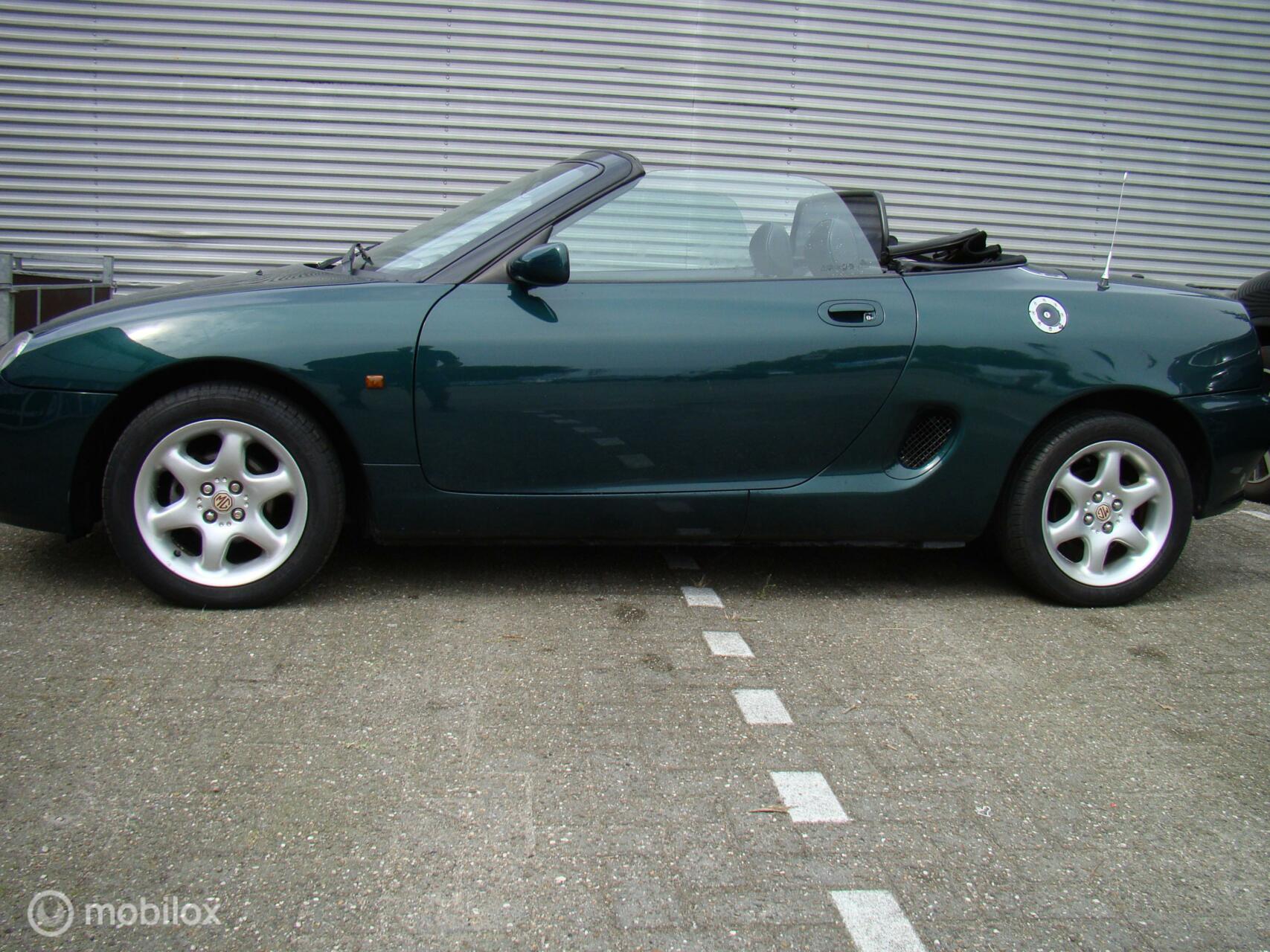 Foto van MG F