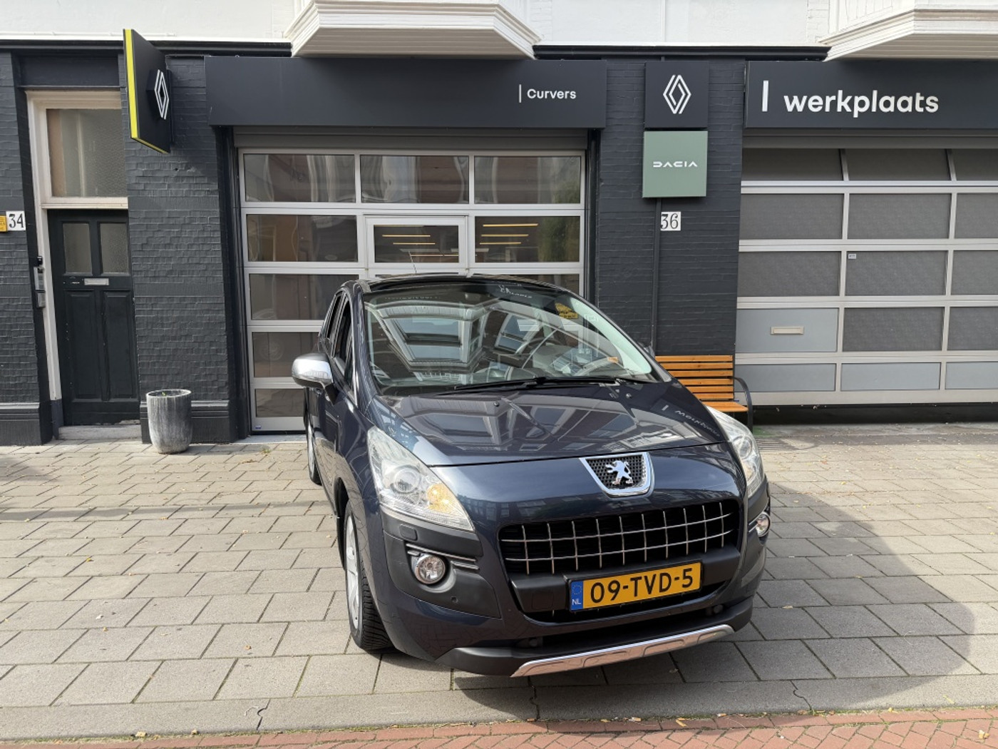 Peugeot 3008 1.6 THP Allure 2012 - voorkant