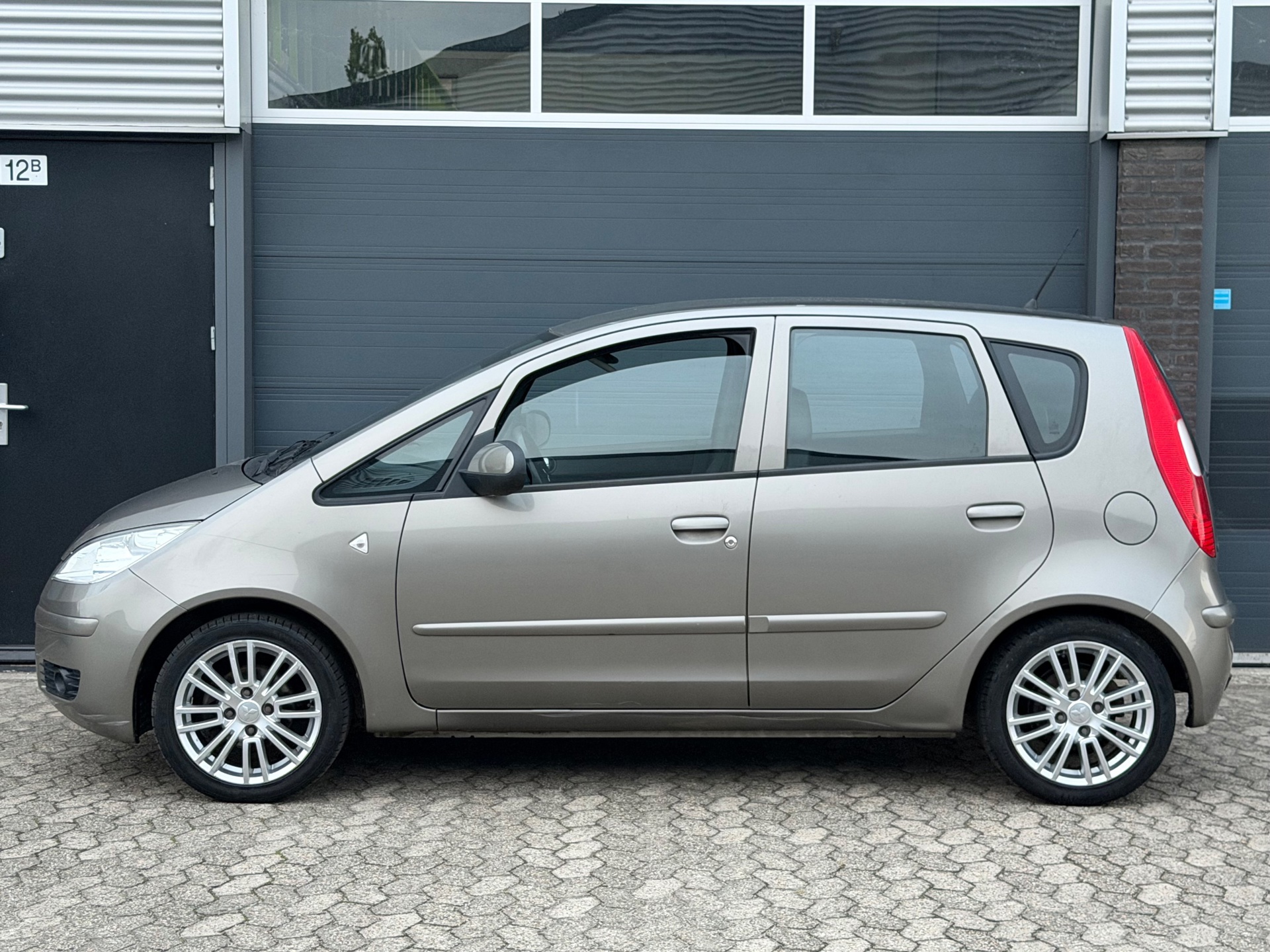 Foto van Mitsubishi Mitsubishi Colt