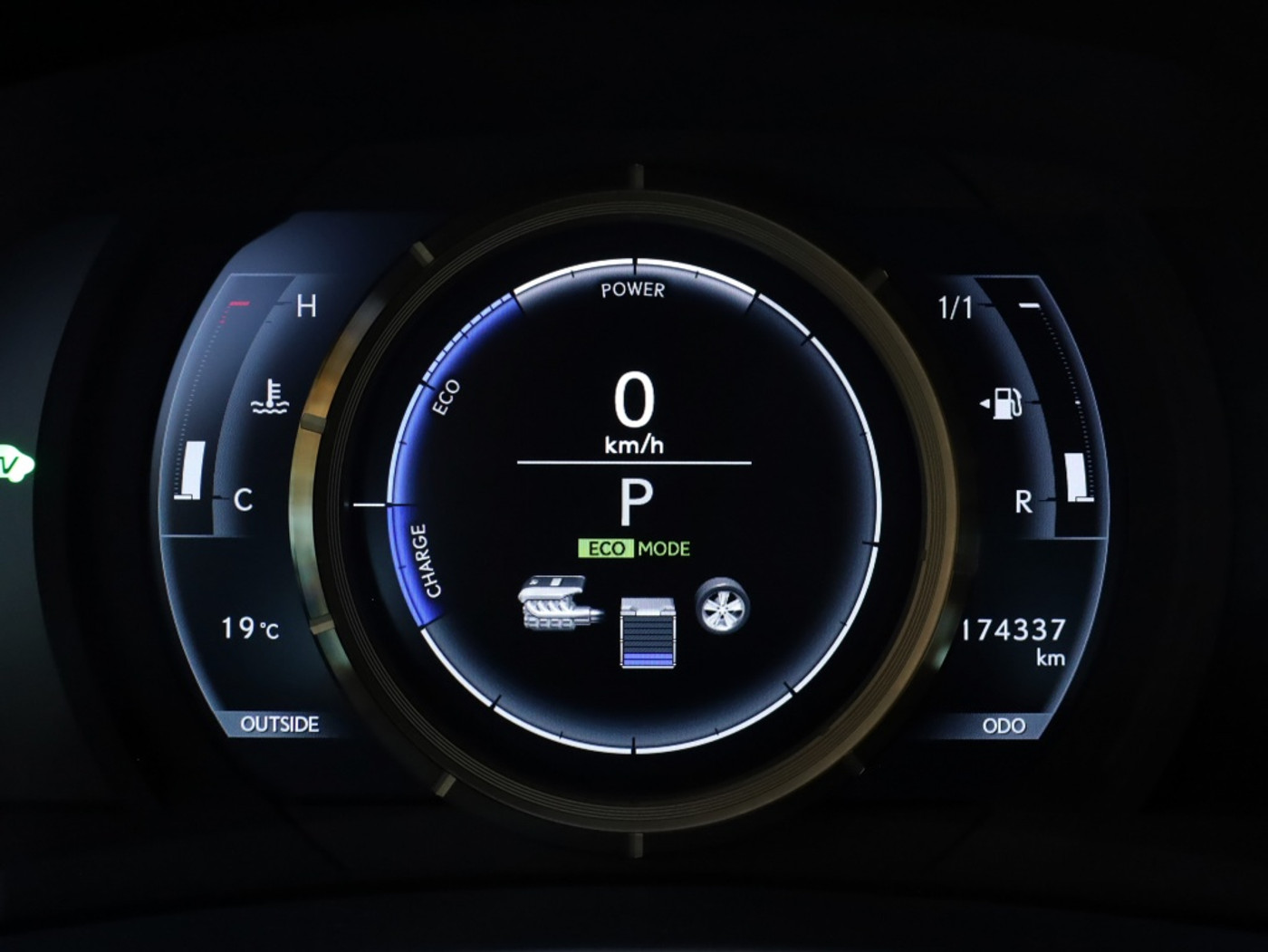 Foto van Lexus Lexus Is300h