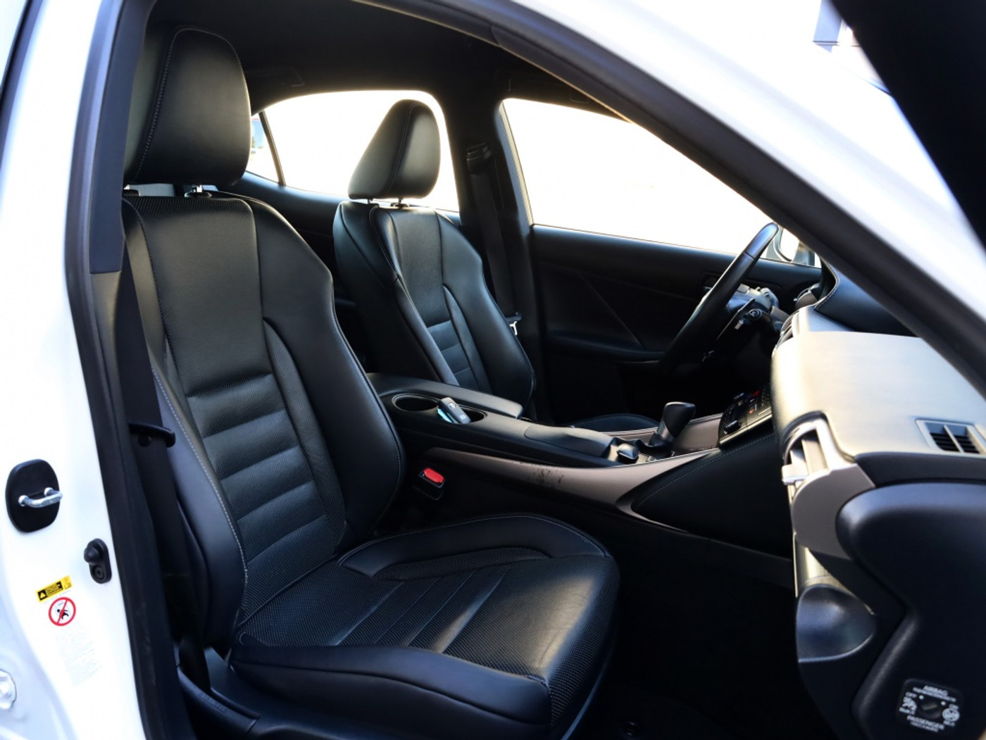 Foto van Lexus Lexus Is300h