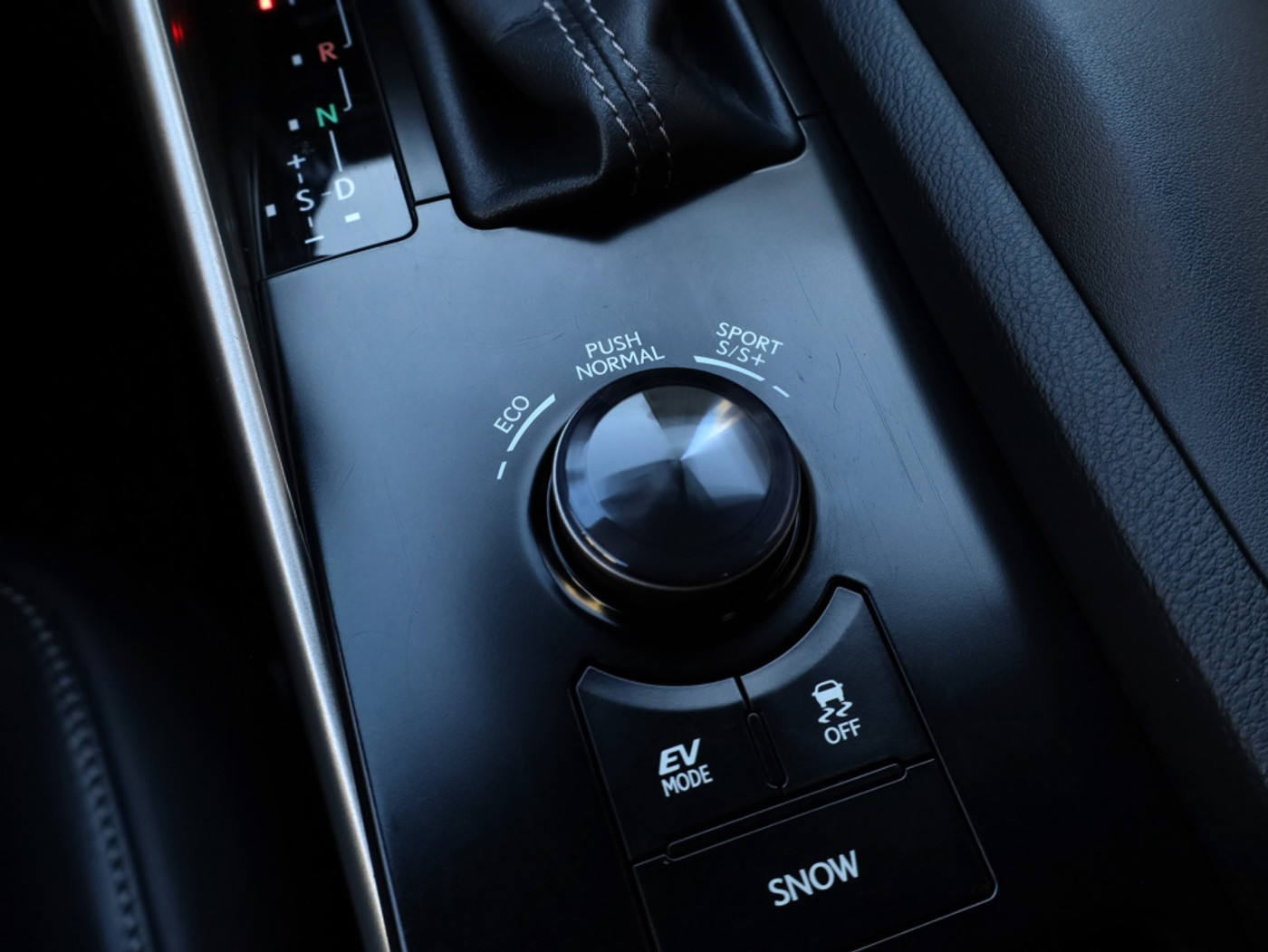 Foto van Lexus Lexus Is300h