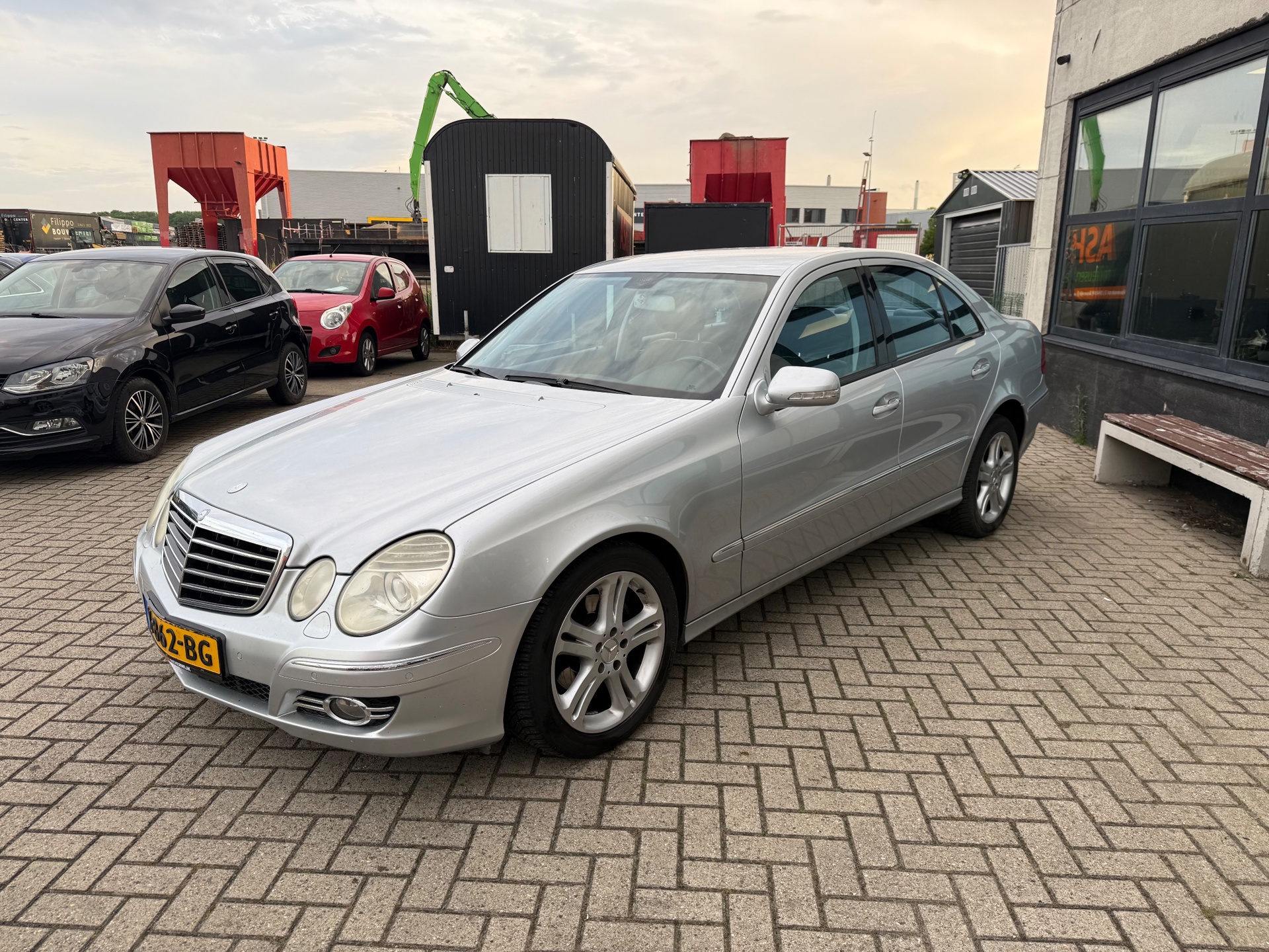 Foto van Mercedes-Benz E 200 Kompressor