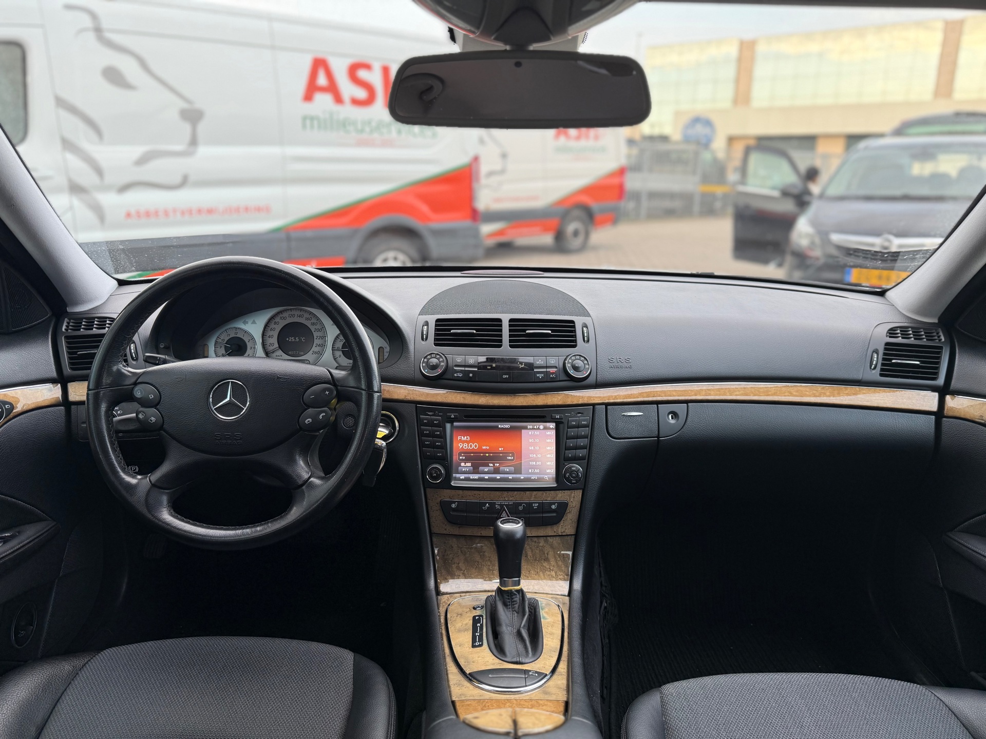 Foto van Mercedes-Benz E 200 Kompressor