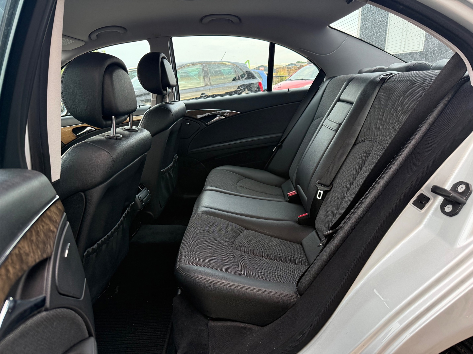 Foto van Mercedes-Benz E 200 Kompressor