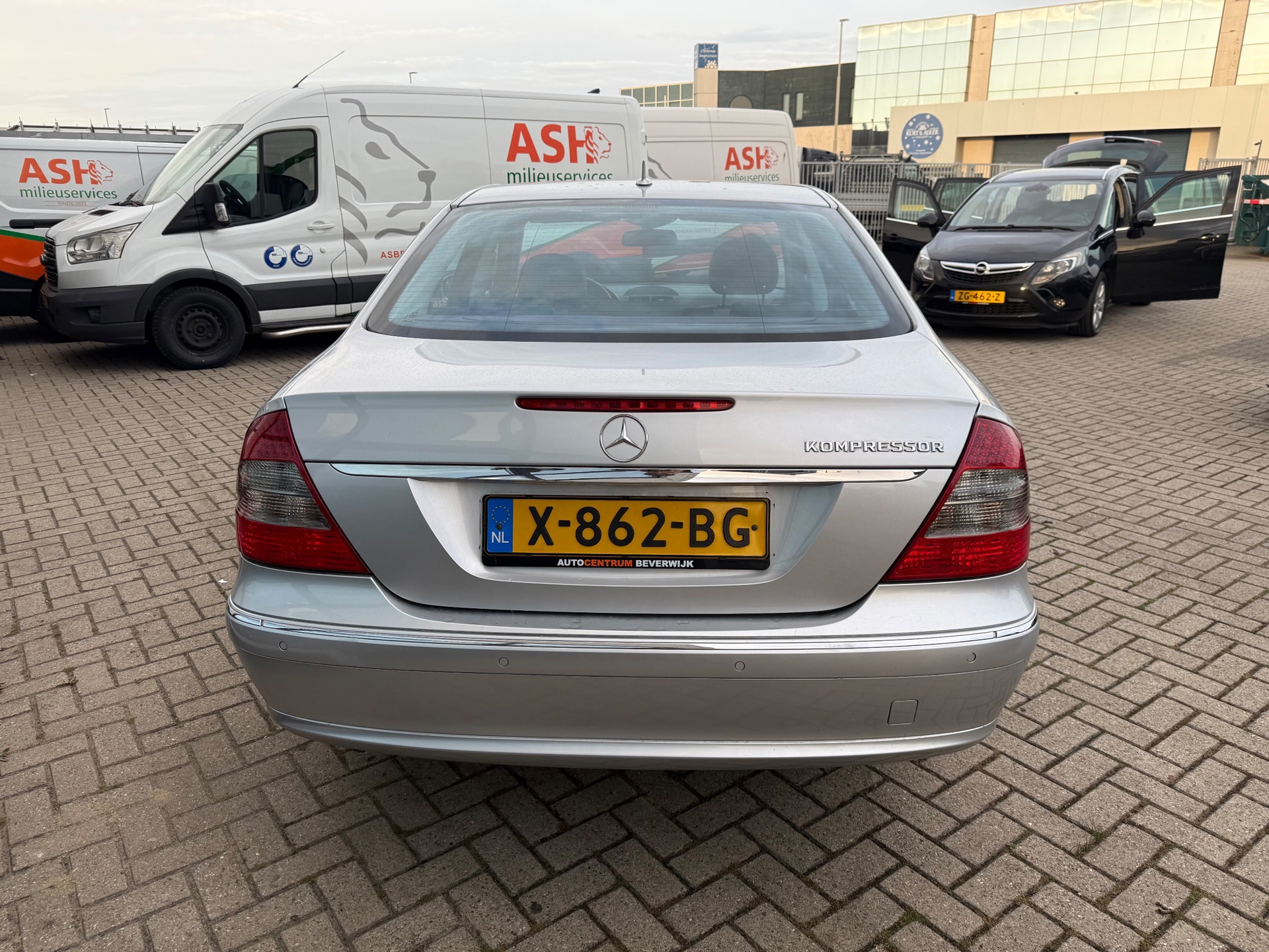 Foto van Mercedes-Benz E 200 Kompressor