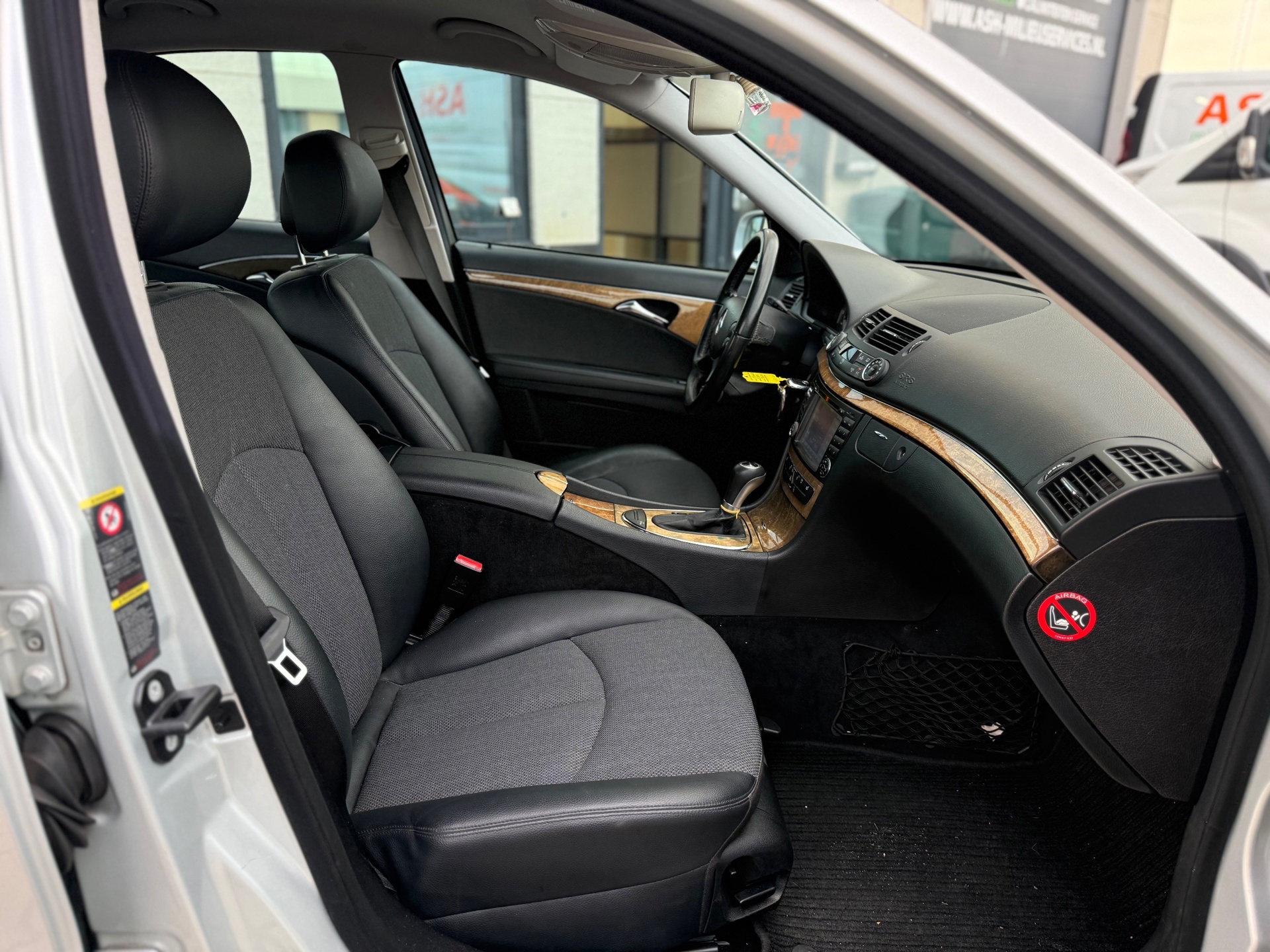Foto van Mercedes-Benz E 200 Kompressor