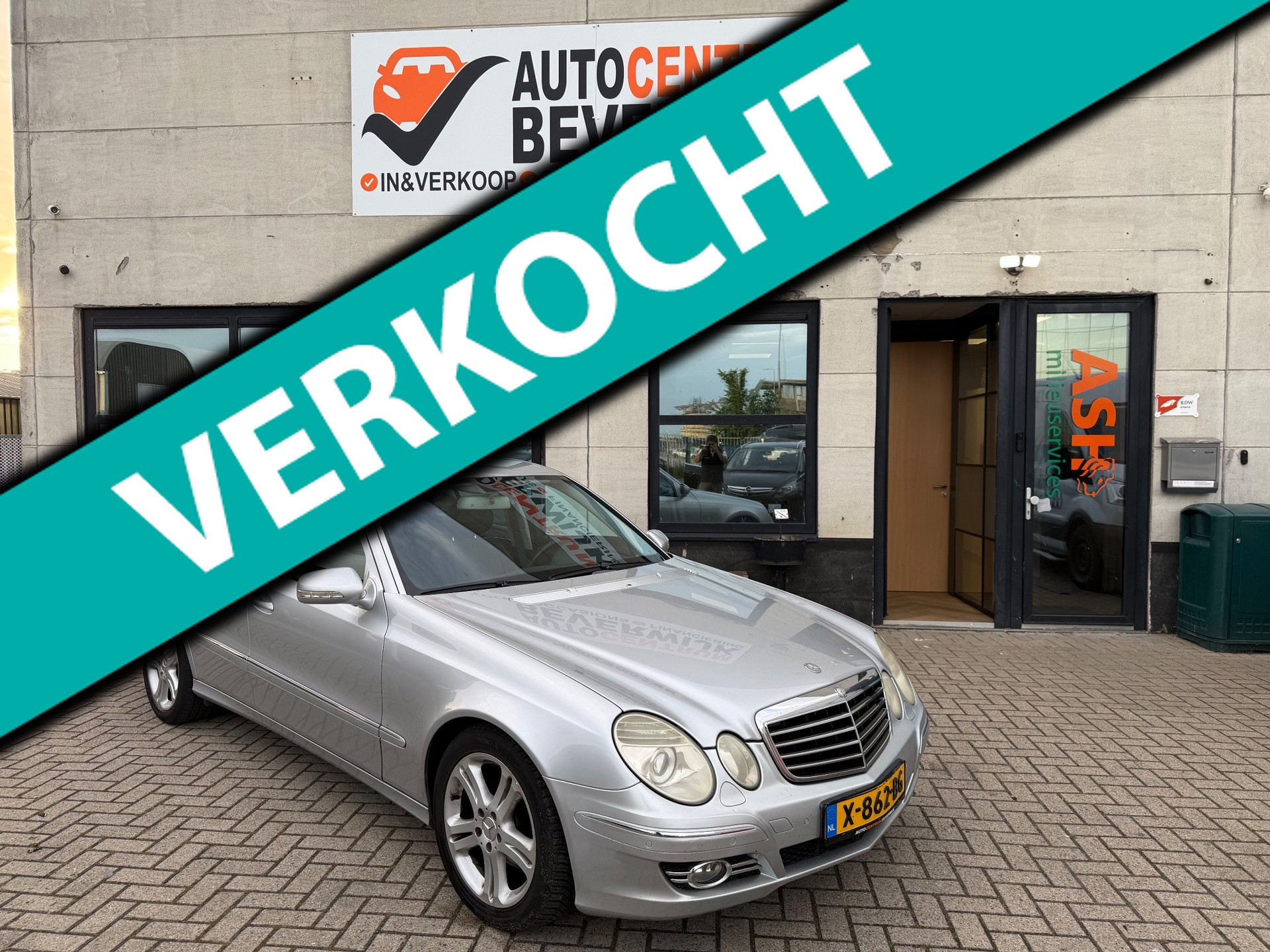Mercedes-Benz E 200 Kompressor 200 Benzine 184pk AUT 2007 Youngtimer 2007 - voorkant