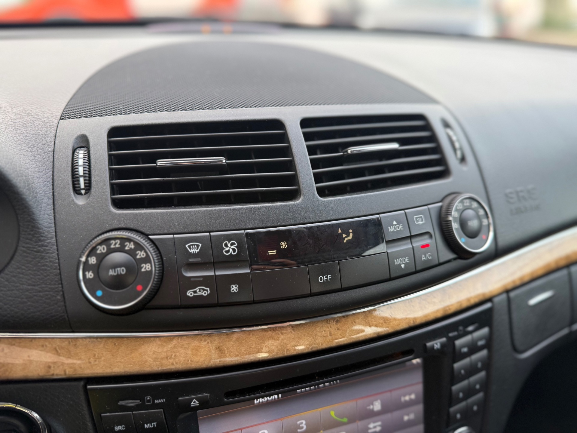 Foto van Mercedes-Benz E 200 Kompressor
