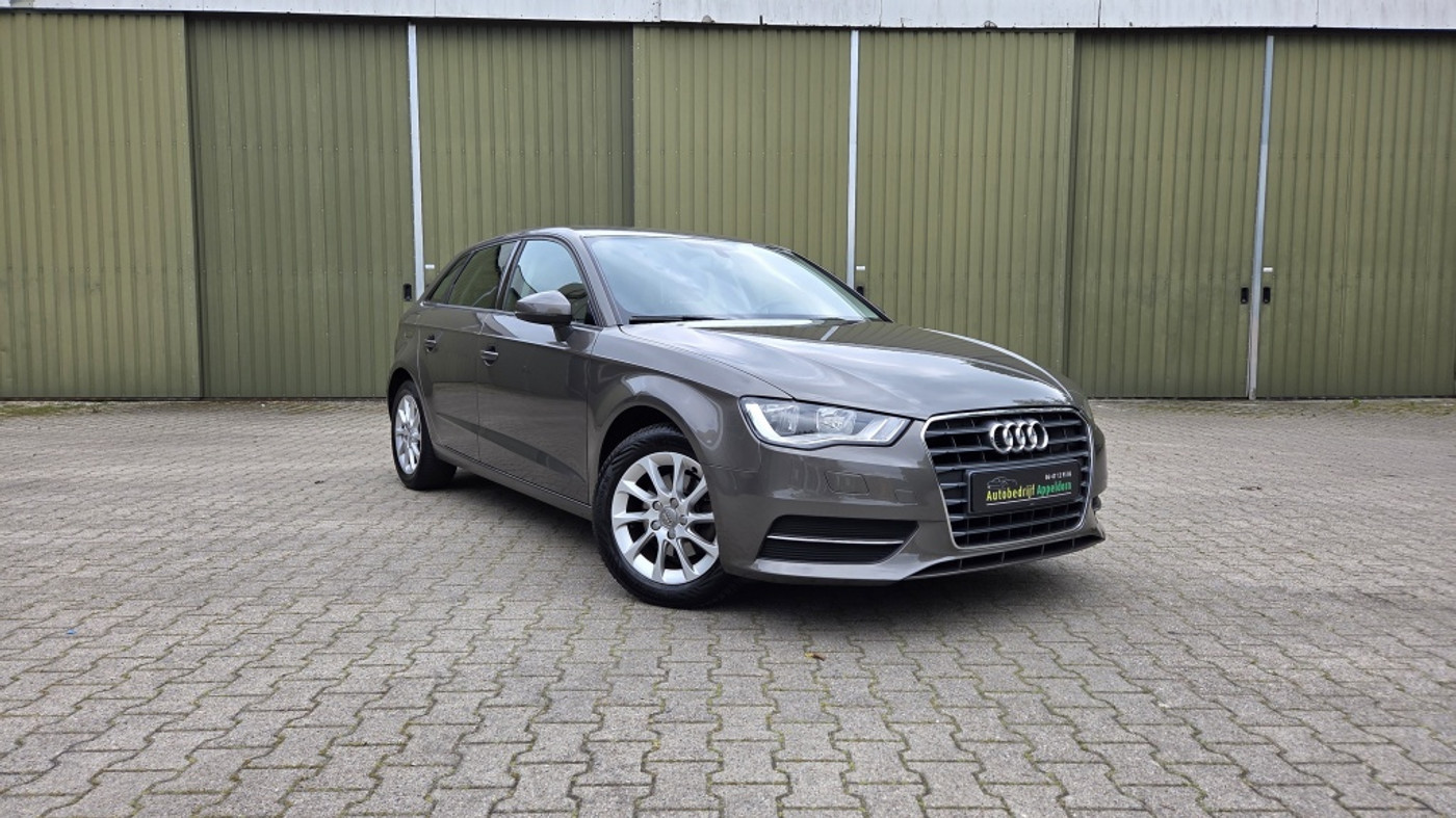 Audi A3 Sportback 1.4 TFSI Attr. Pro L 2013 - voorkant