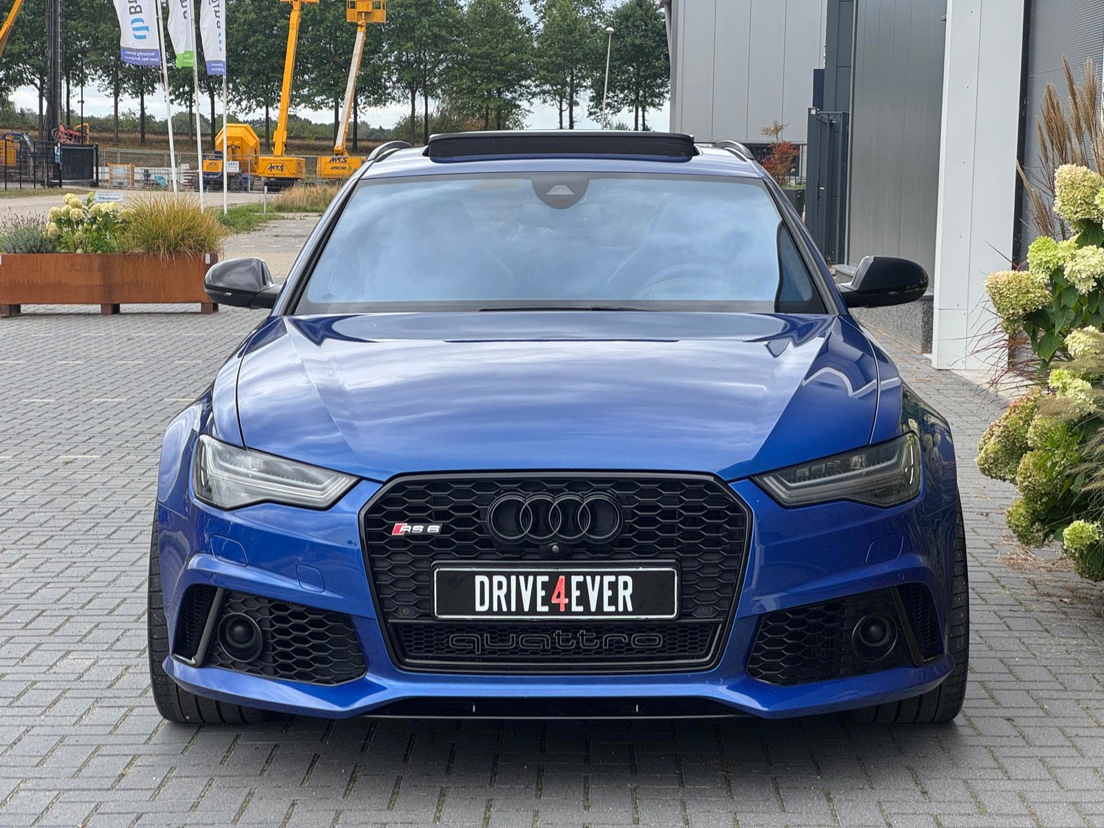 Foto van Audi RS 6 Avant Performance