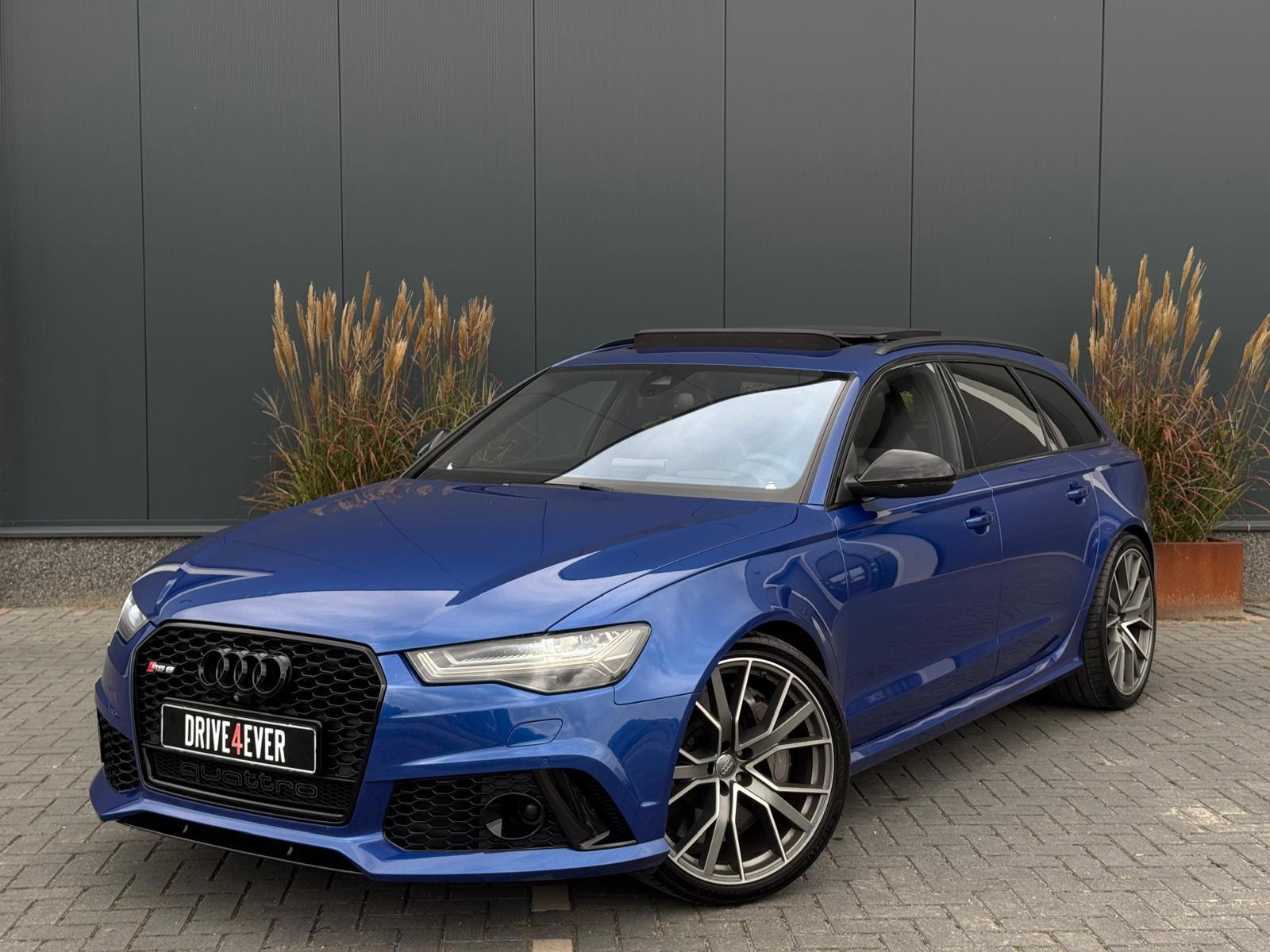 Audi RS 6 Avant Performance 4.0 TFSI RS6 Performance | Pano | Keramisch| HUD | 360 | Carbon | 2016 - voorkant